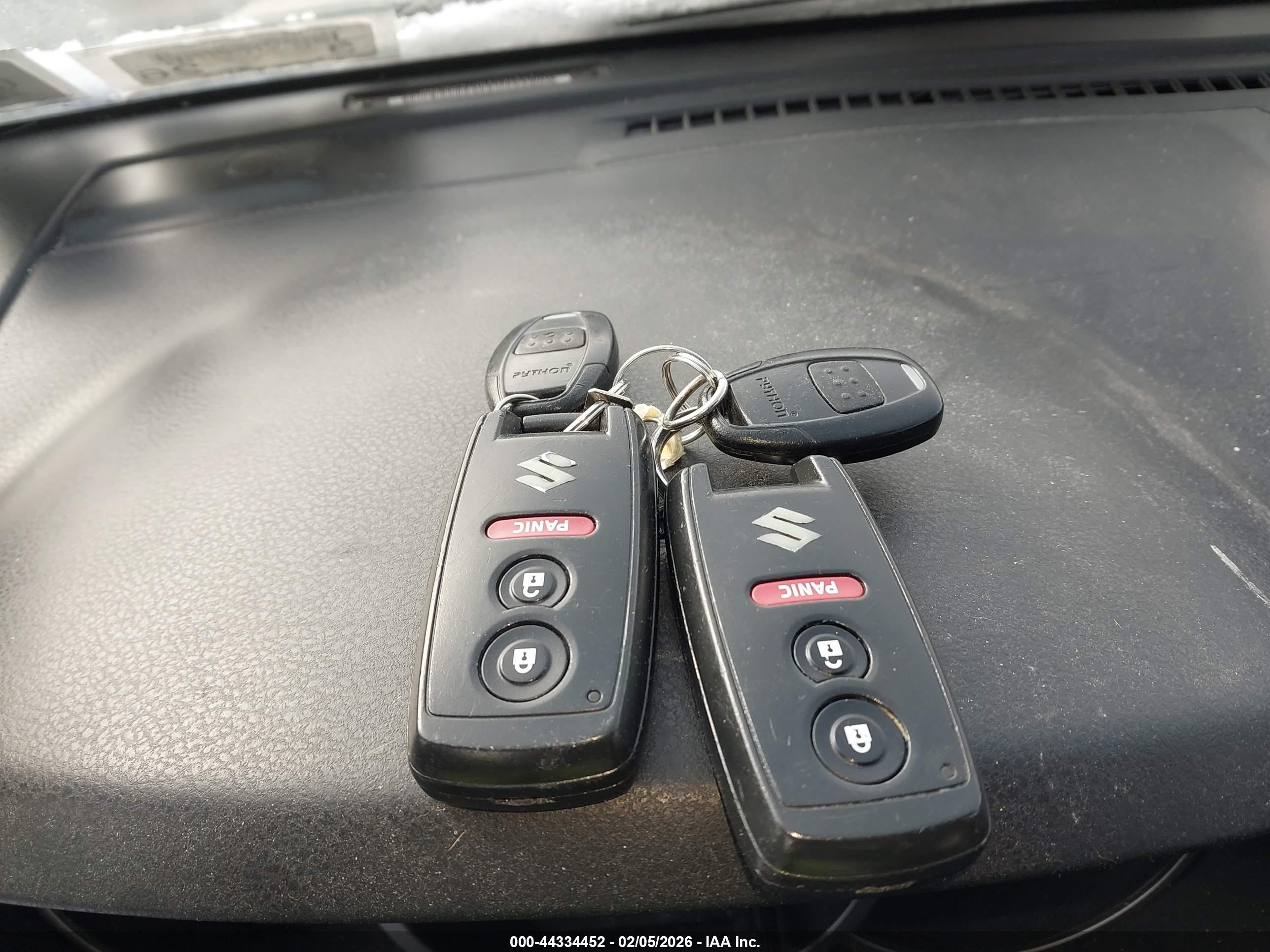 SUZUKI GRAND image 11