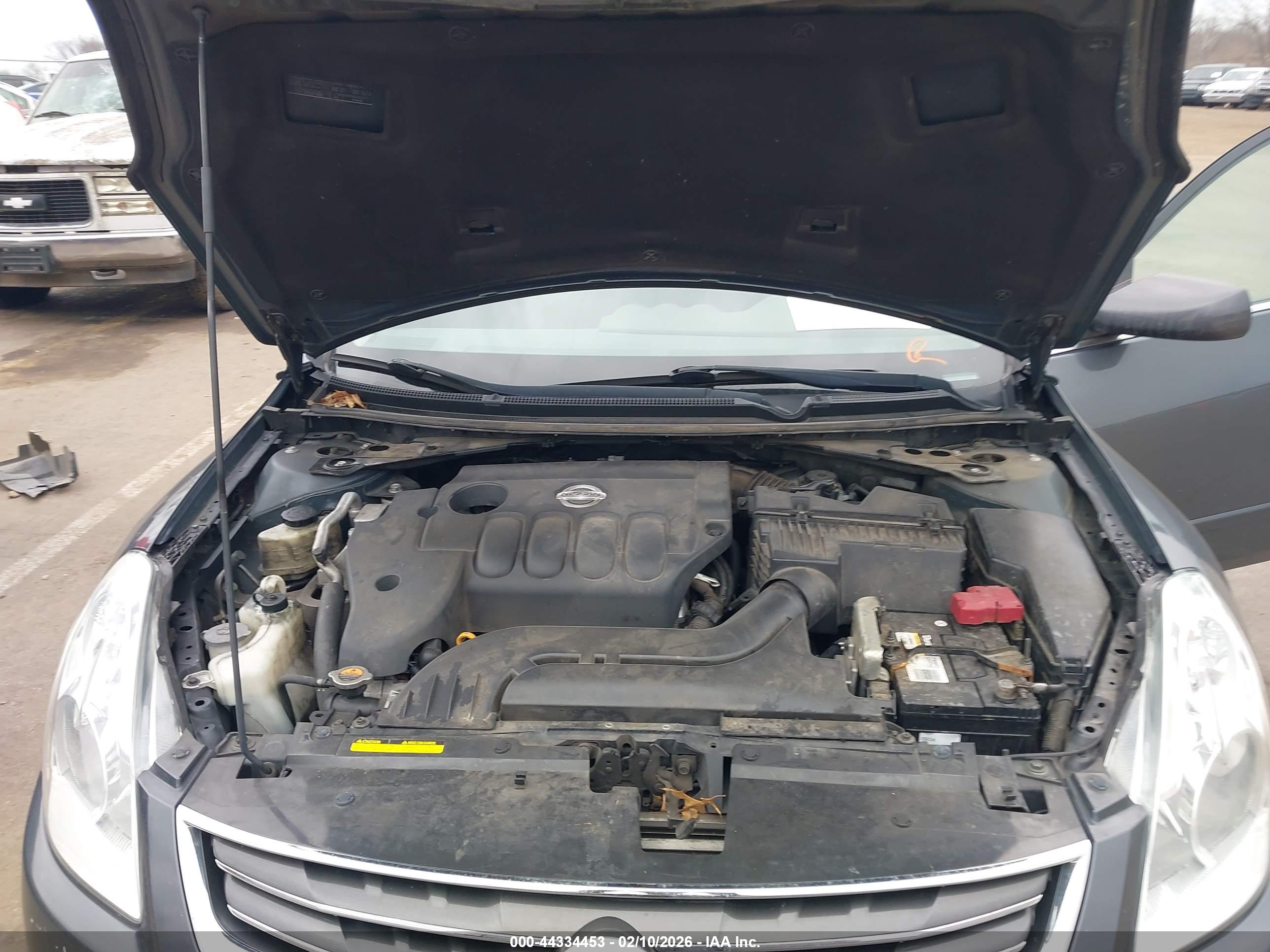 NISSAN ALTIMA image 10
