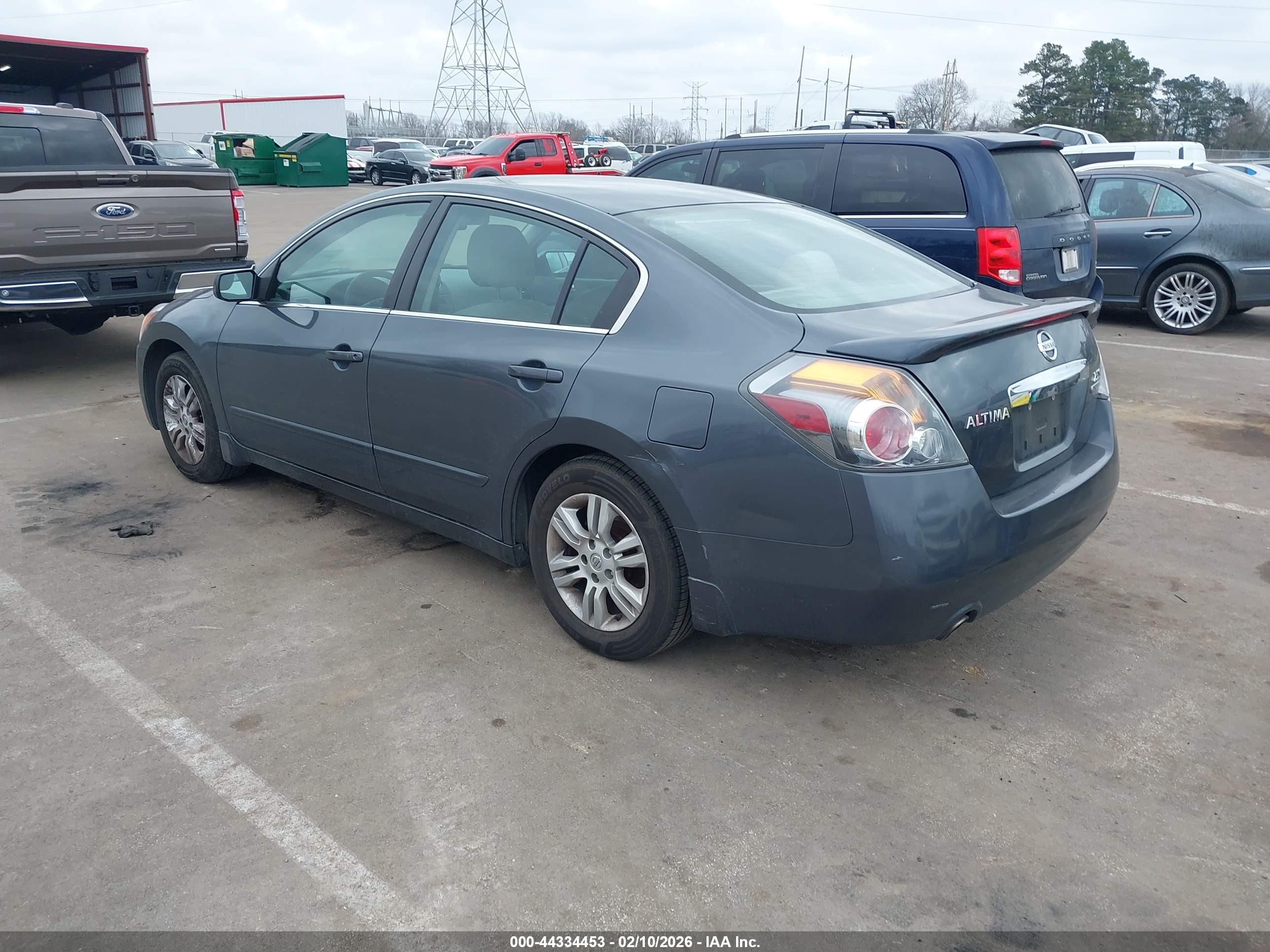 NISSAN ALTIMA image 3