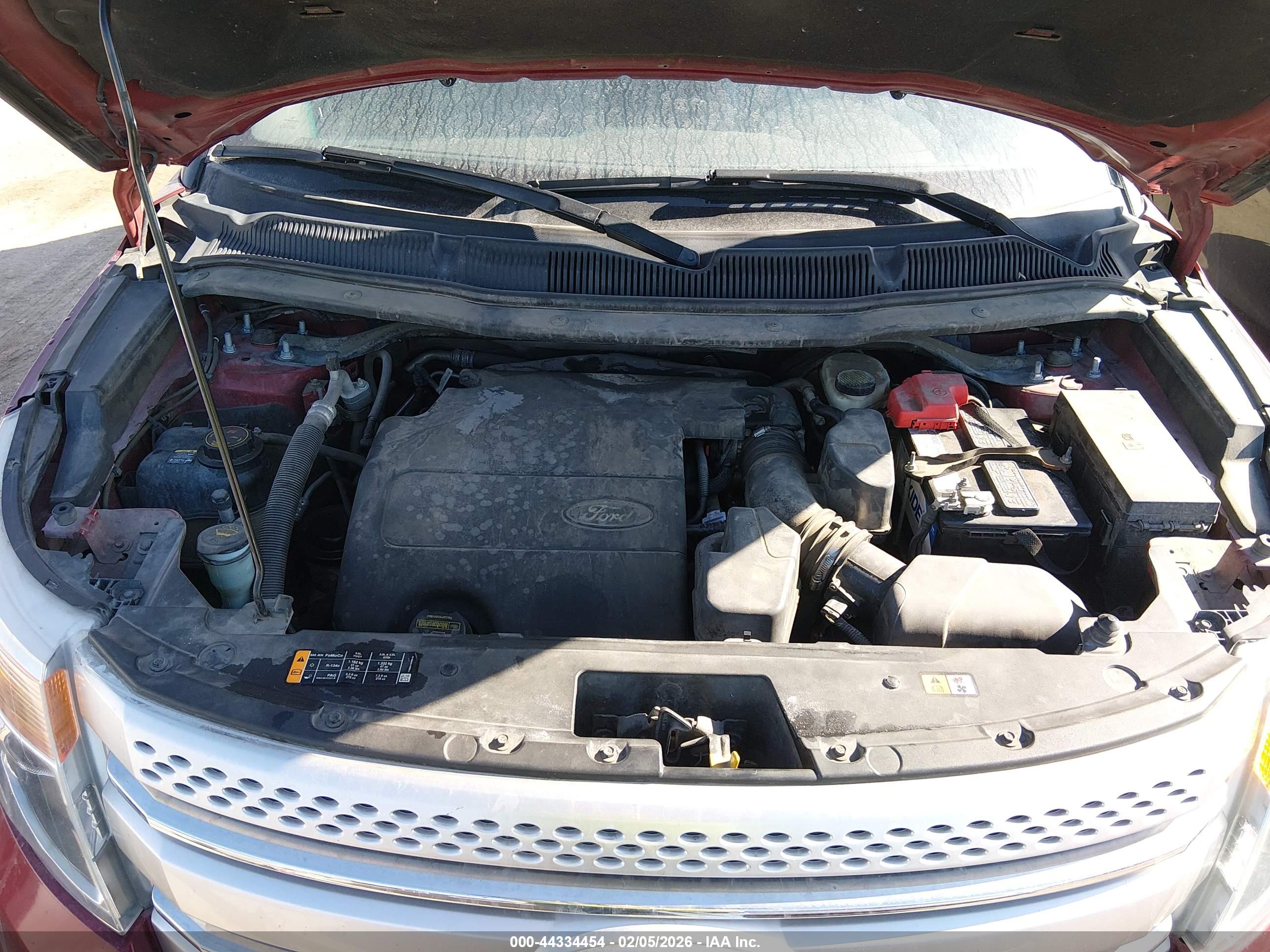 FORD EXPLORER image 10