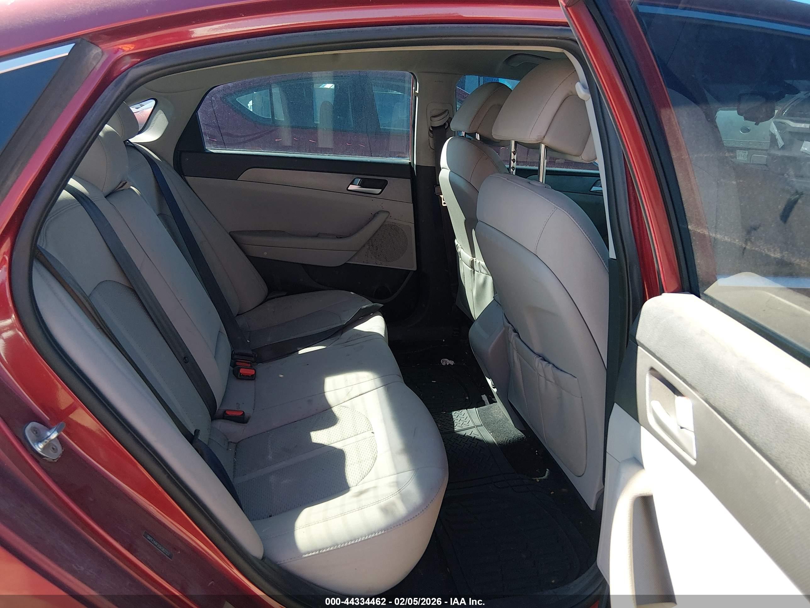 HYUNDAI SONATA image 8