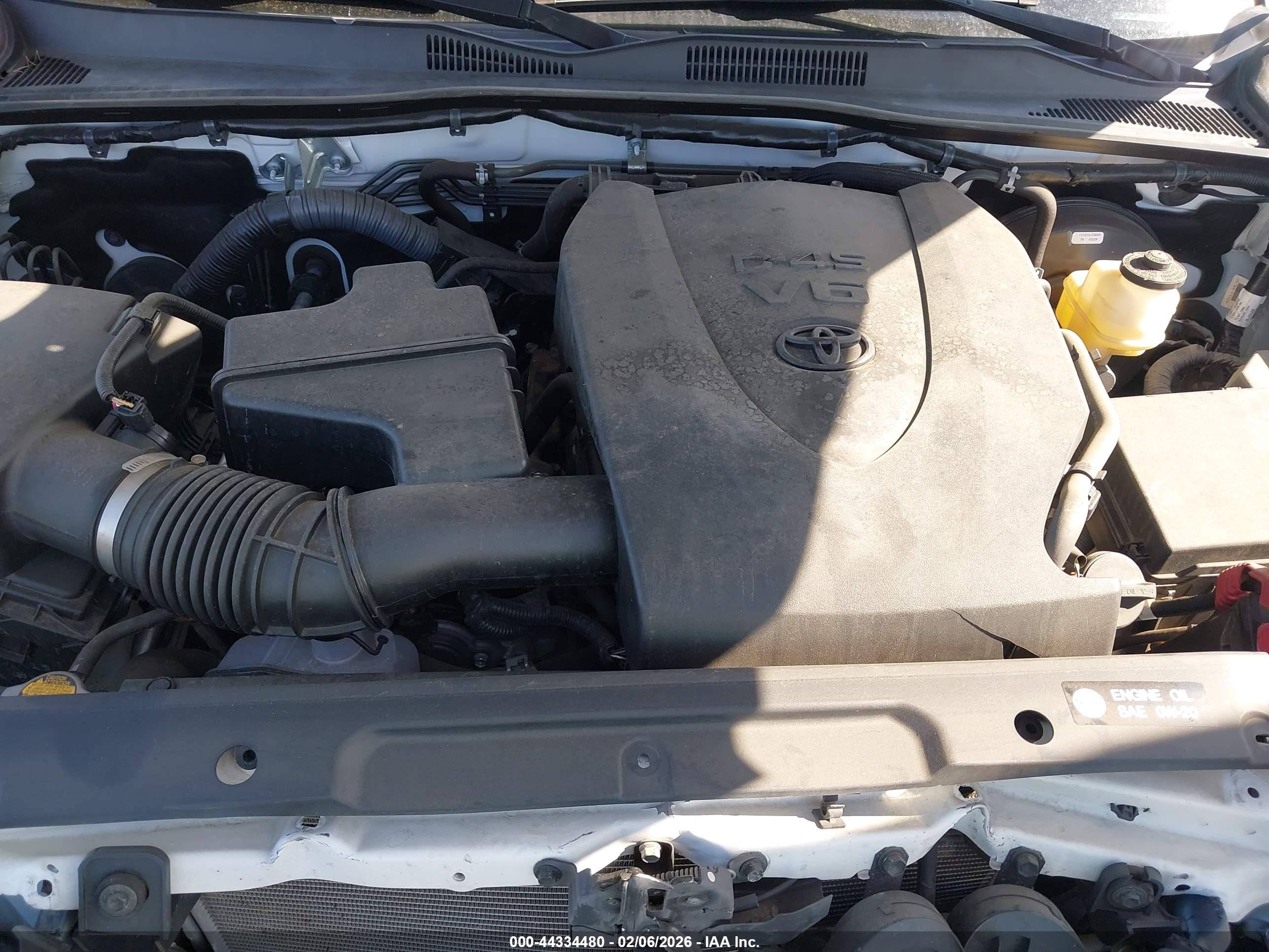 TOYOTA TACOMA image 10