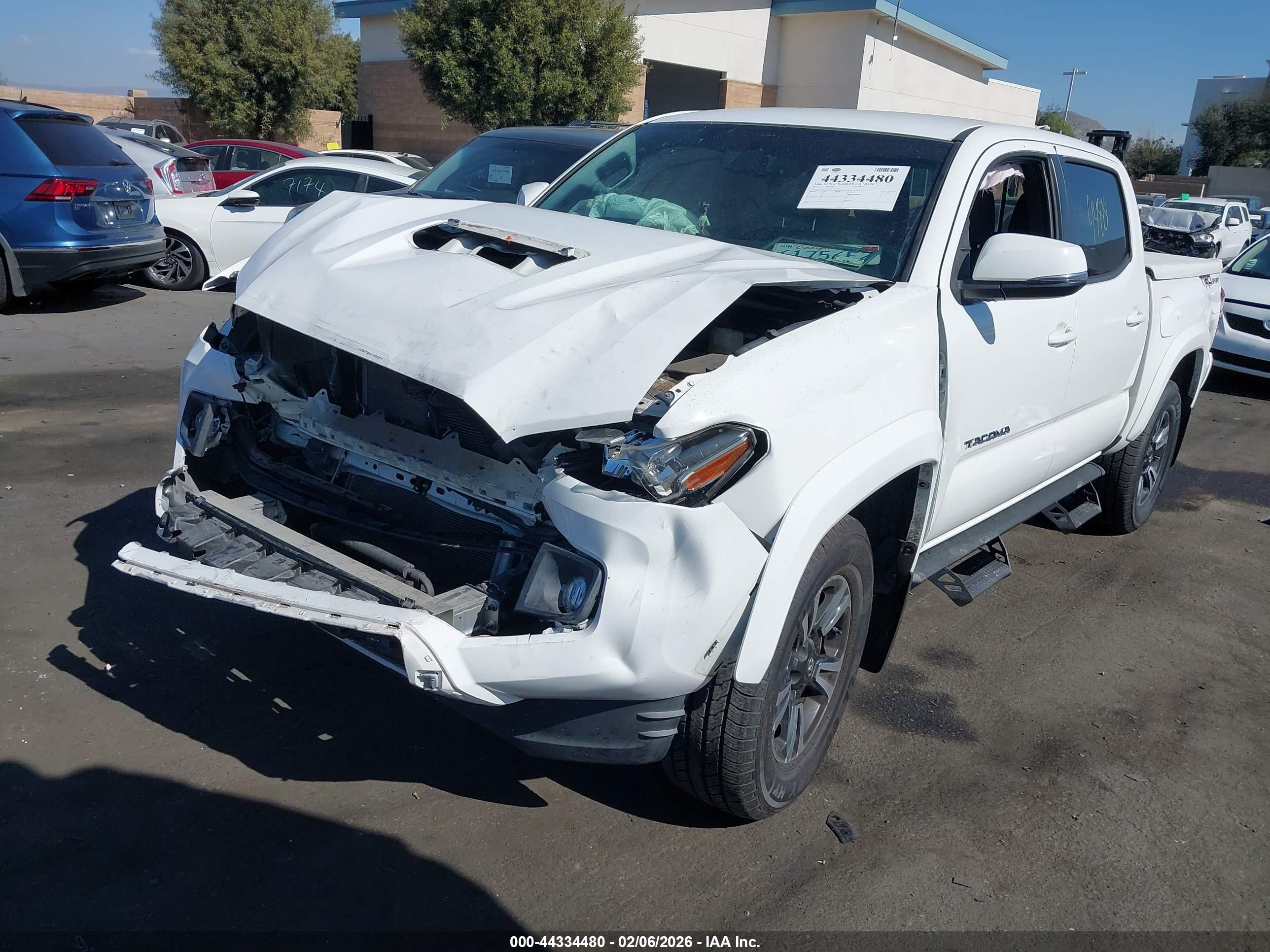 TOYOTA TACOMA image 2