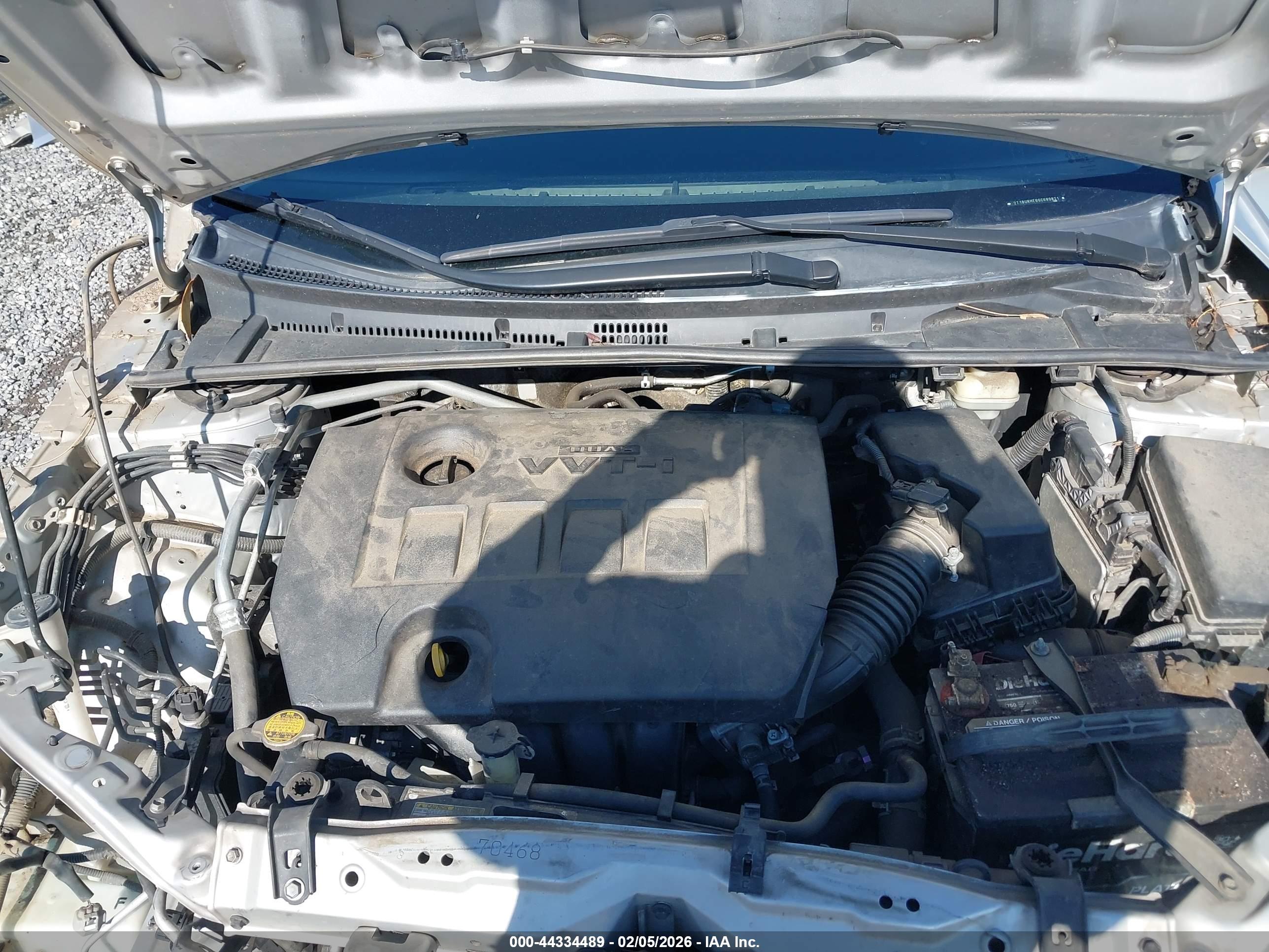 TOYOTA COROLLA image 10