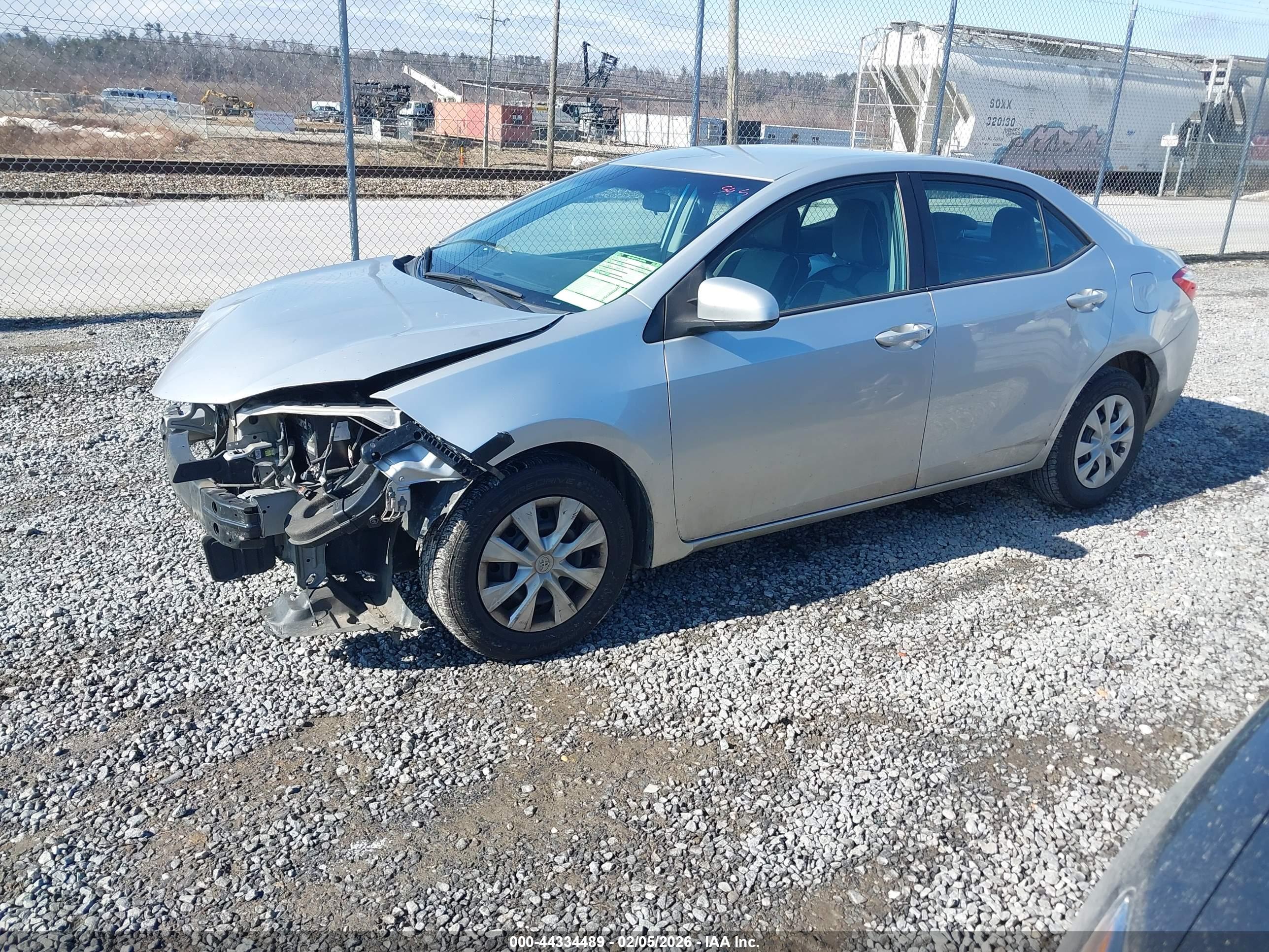 TOYOTA COROLLA image 2