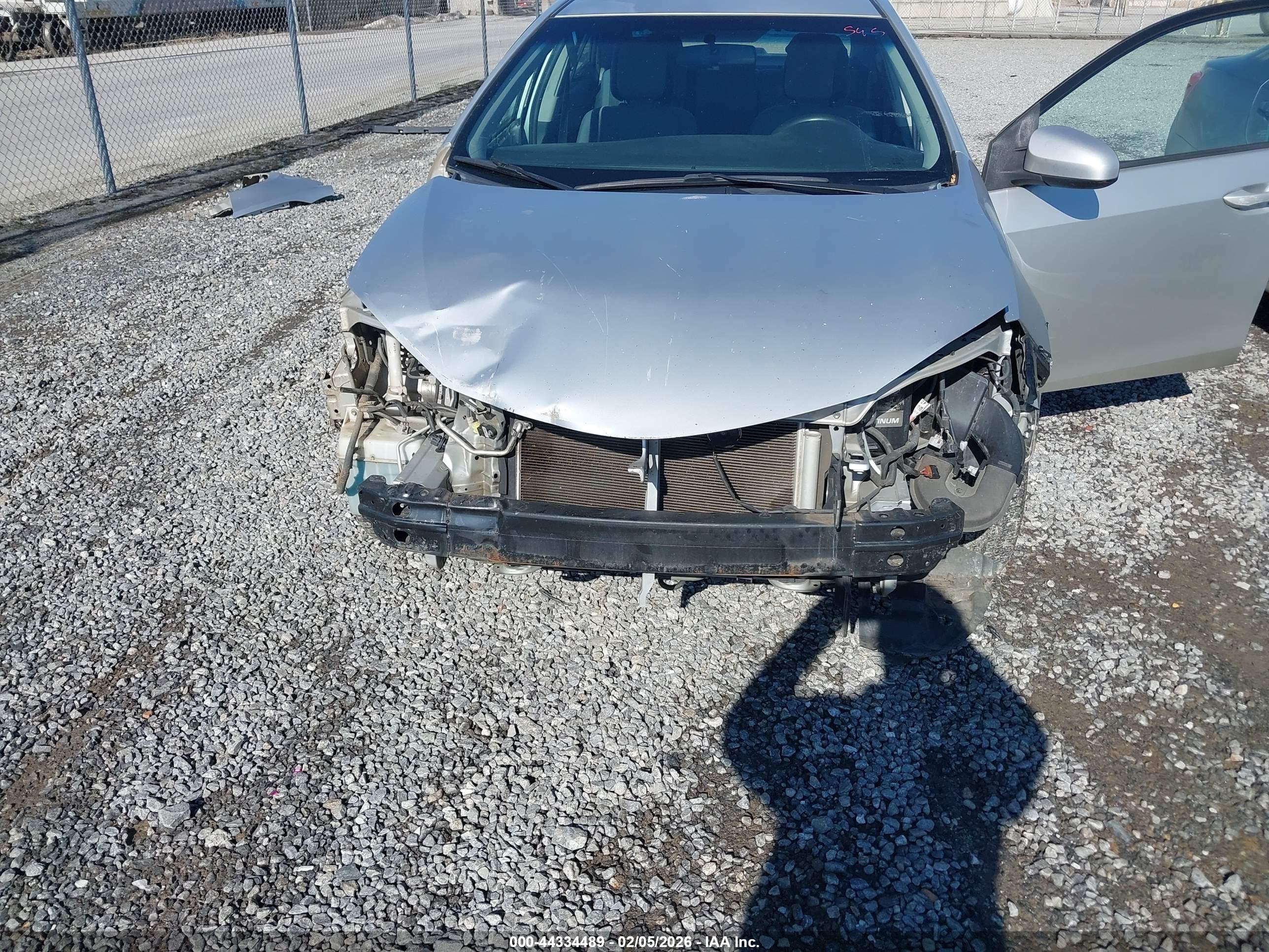 TOYOTA COROLLA image 6
