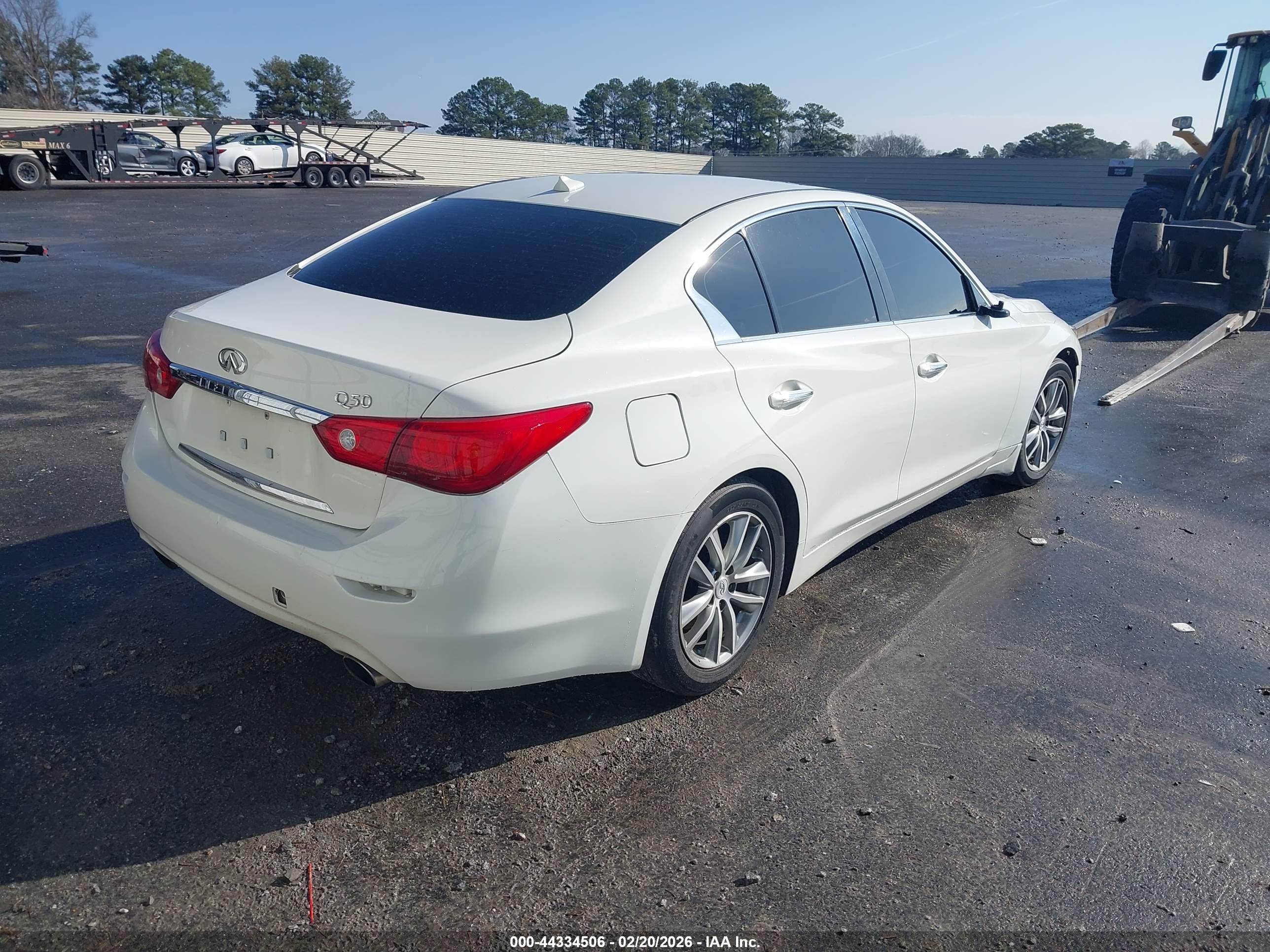 INFINITI Q50 image 4