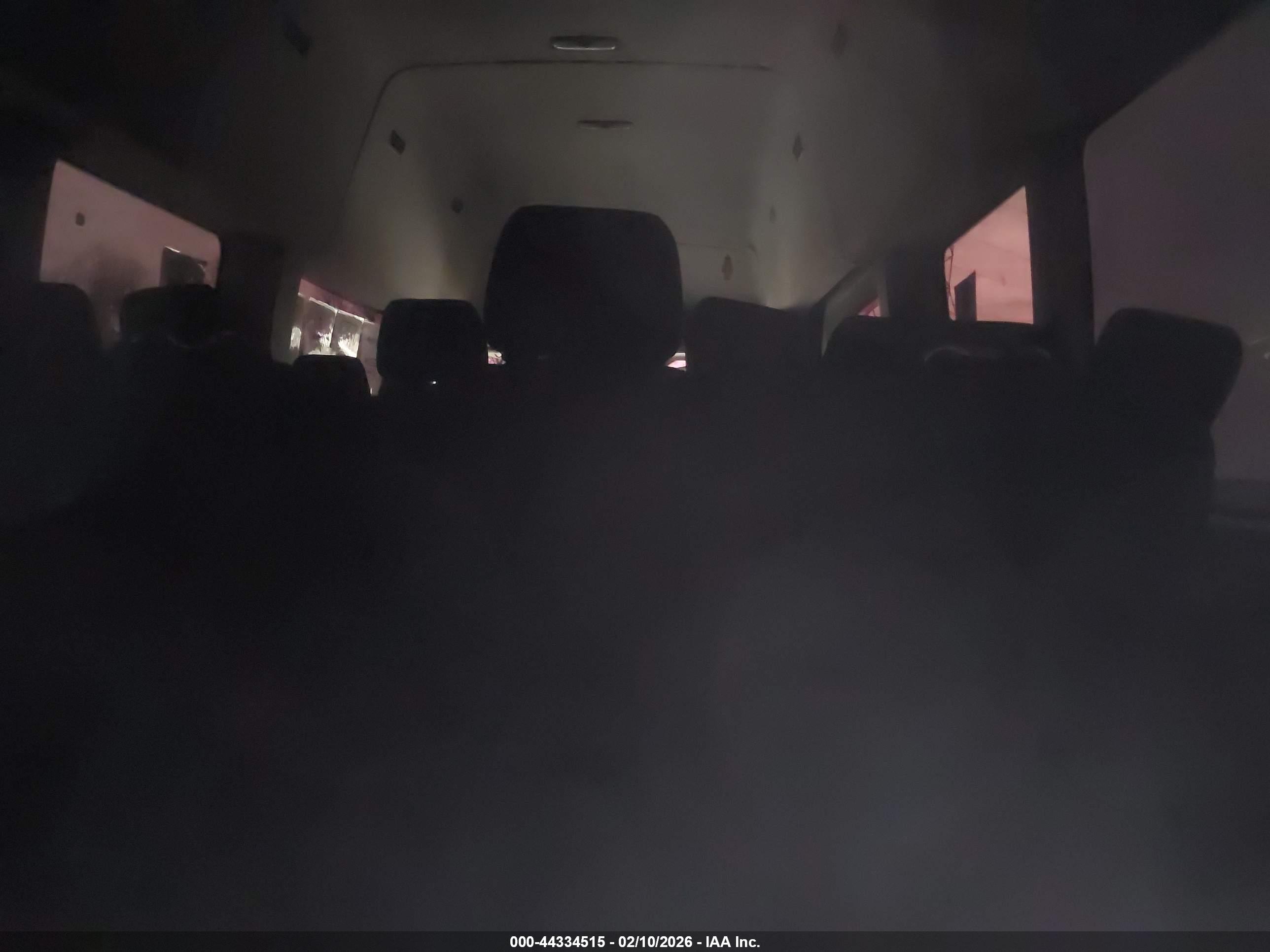 FORD TRANSIT-350 image 7