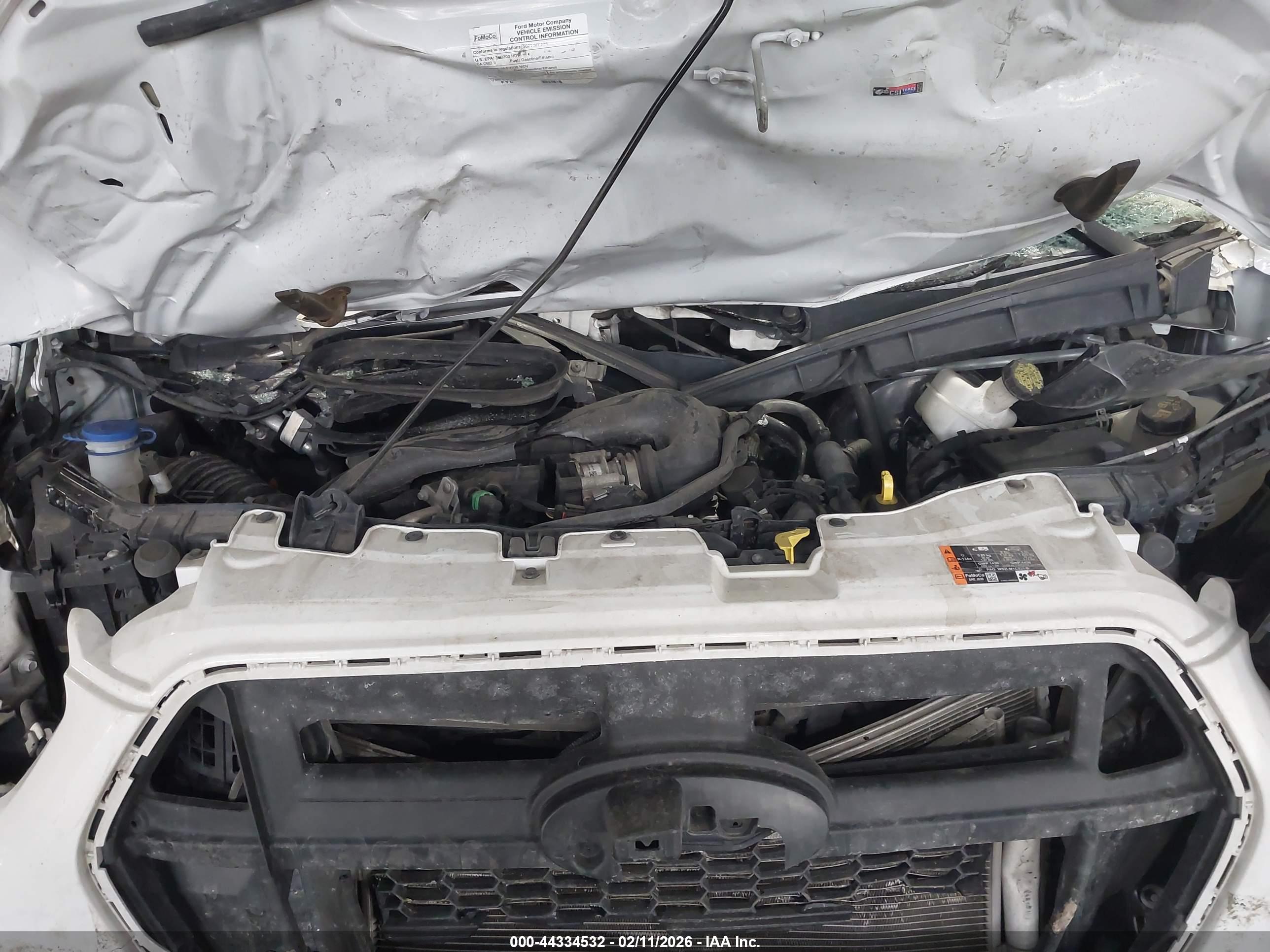 FORD TRANSIT-250 image 10