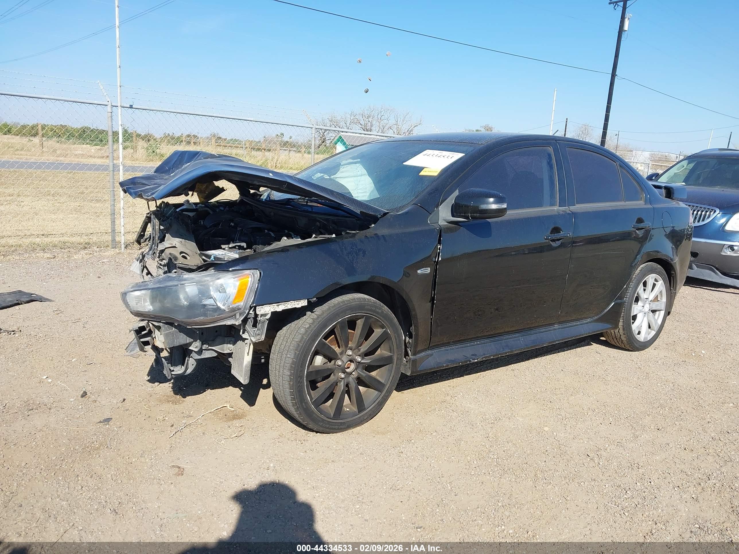 MITSUBISHI LANCER image 2