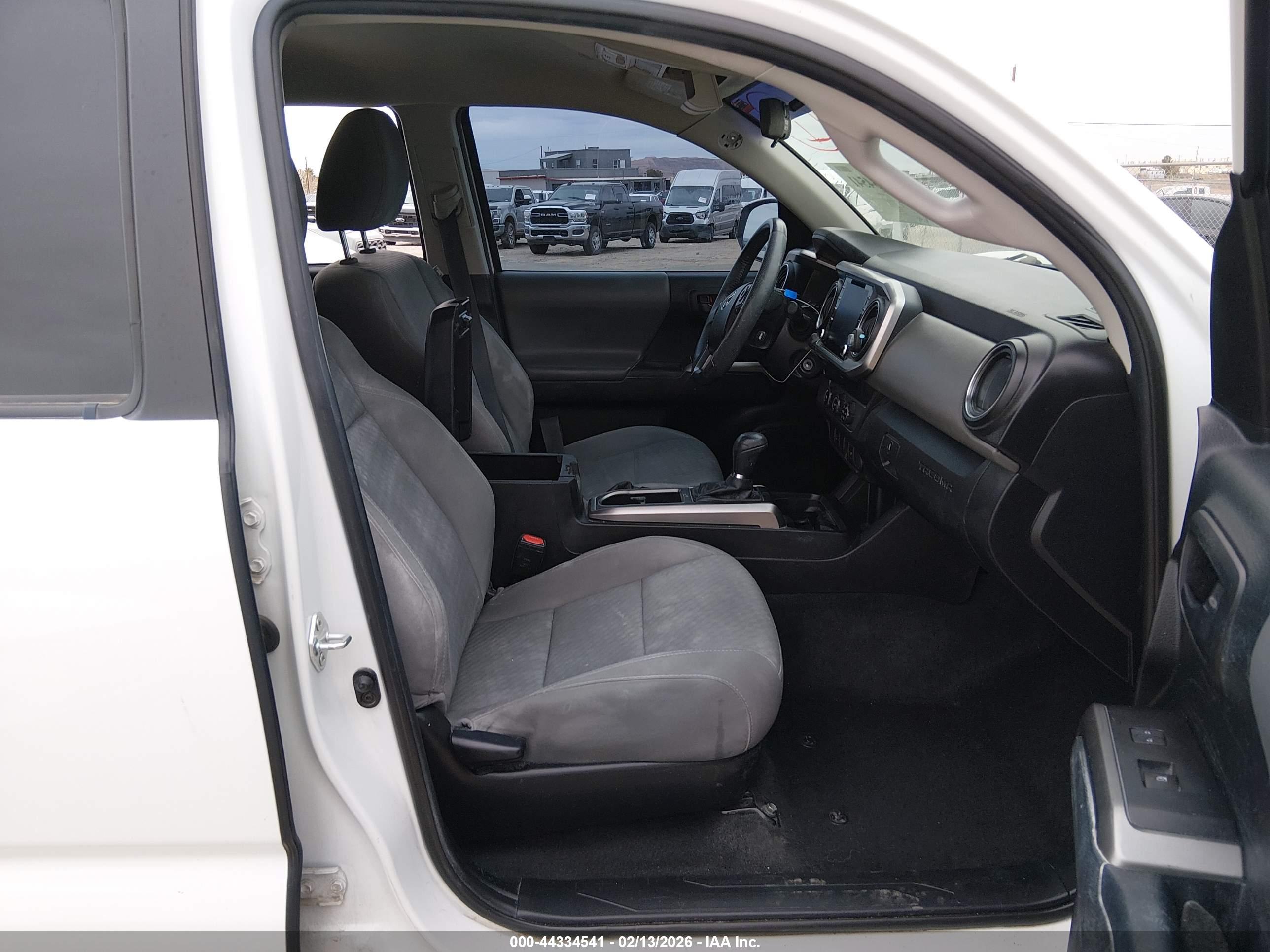 TOYOTA TACOMA image 5