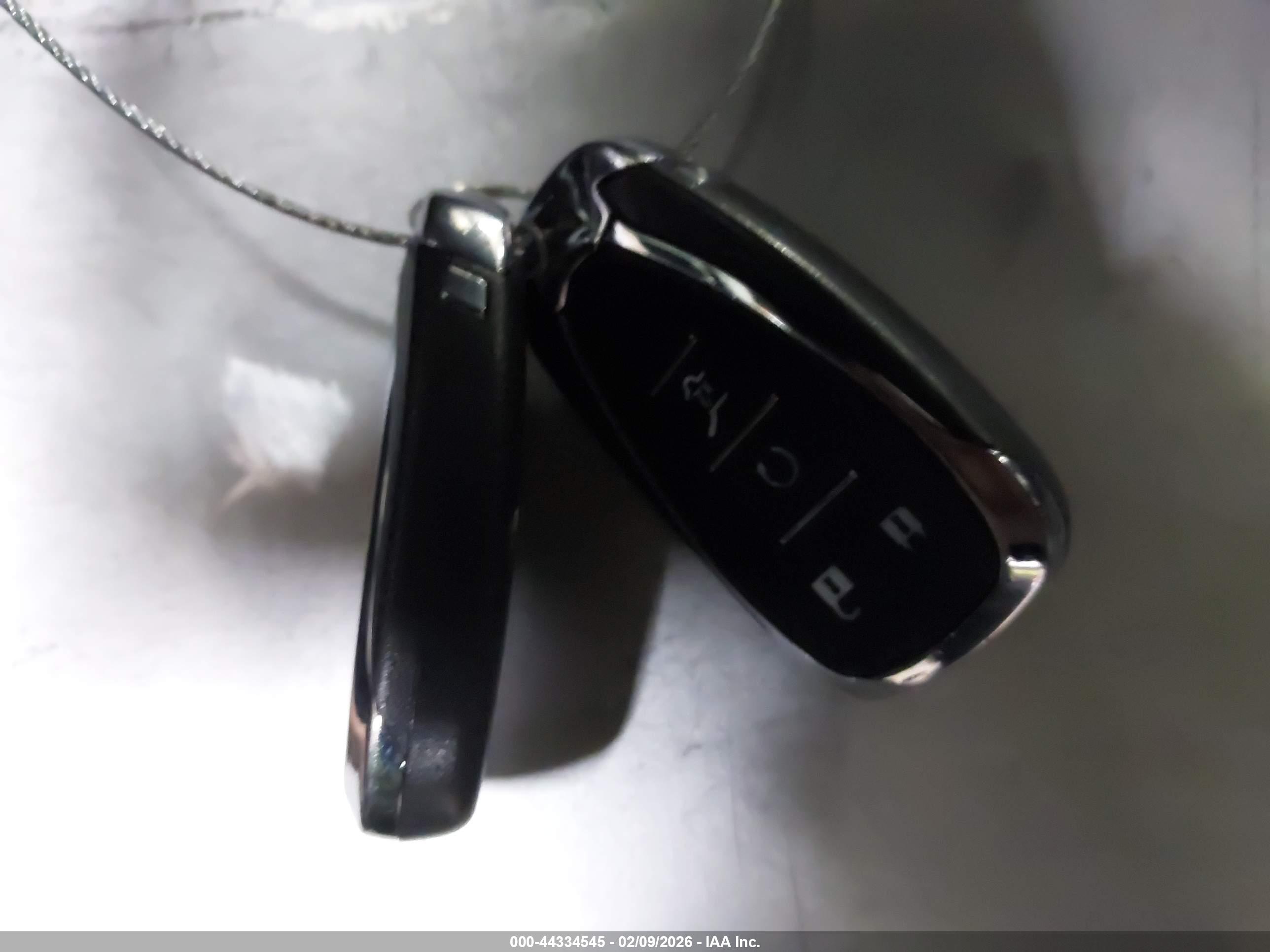 CHEVROLET EQUINOX image 11