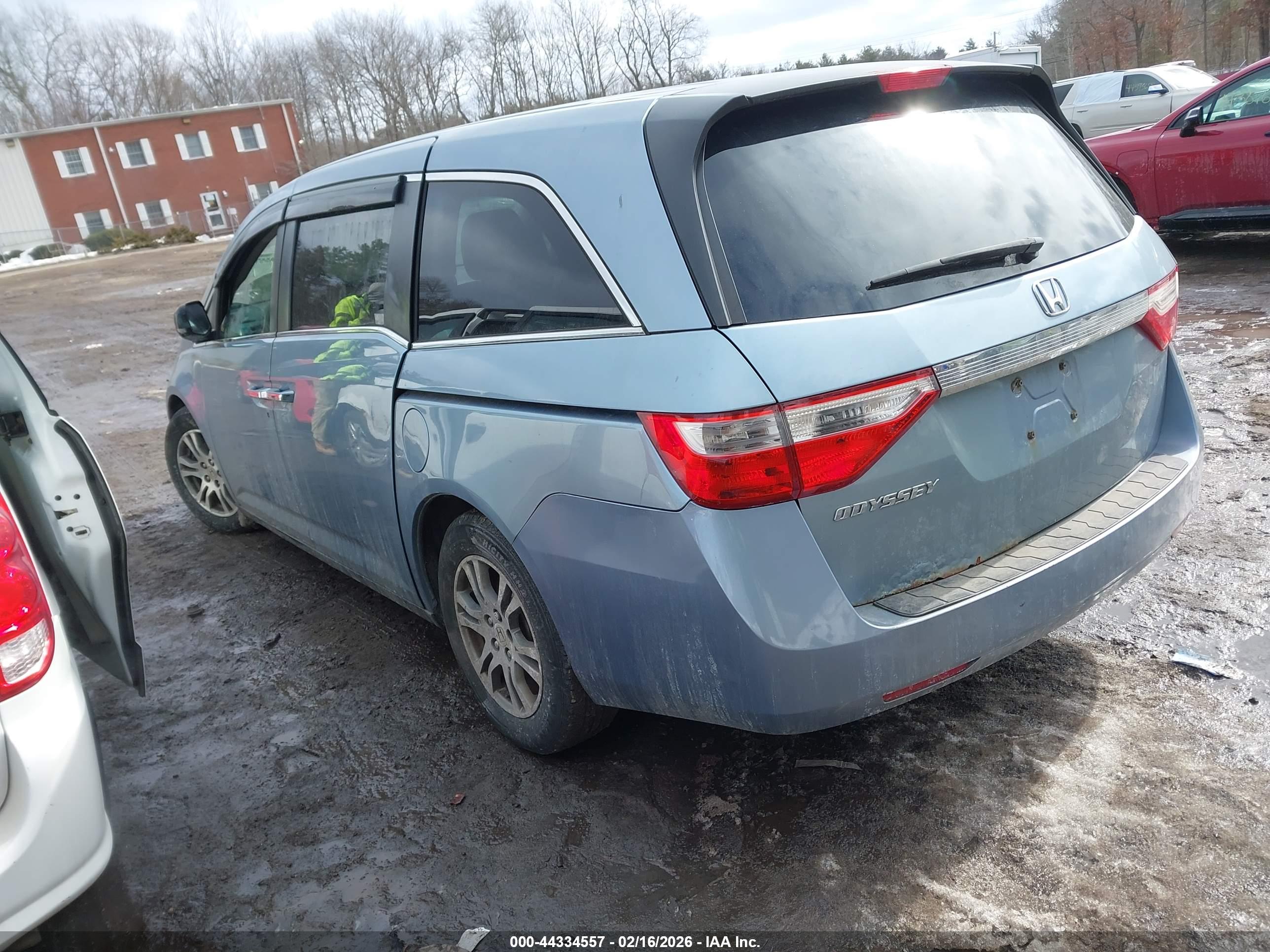 HONDA ODYSSEY image 3