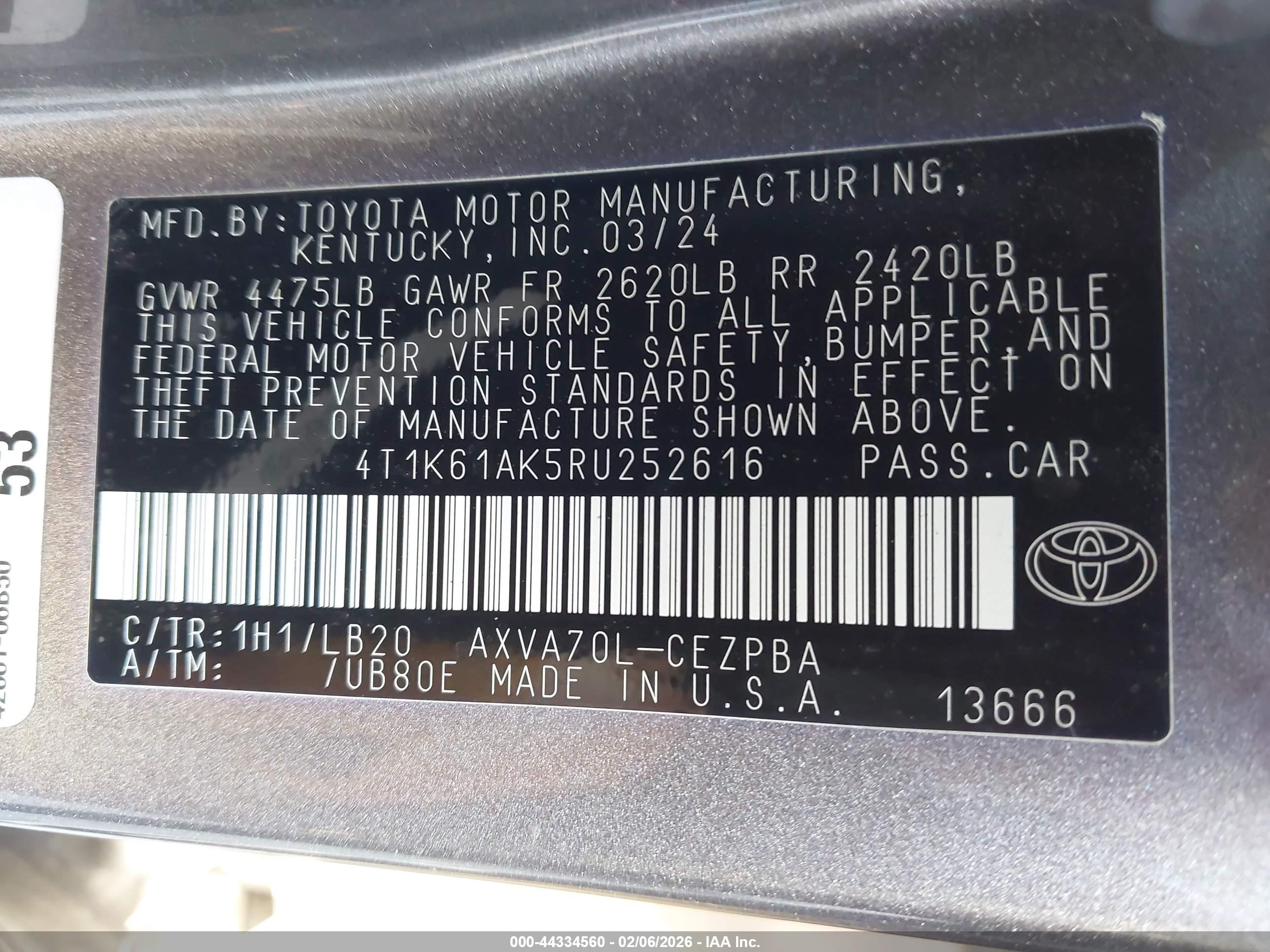 TOYOTA CAMRY image 9