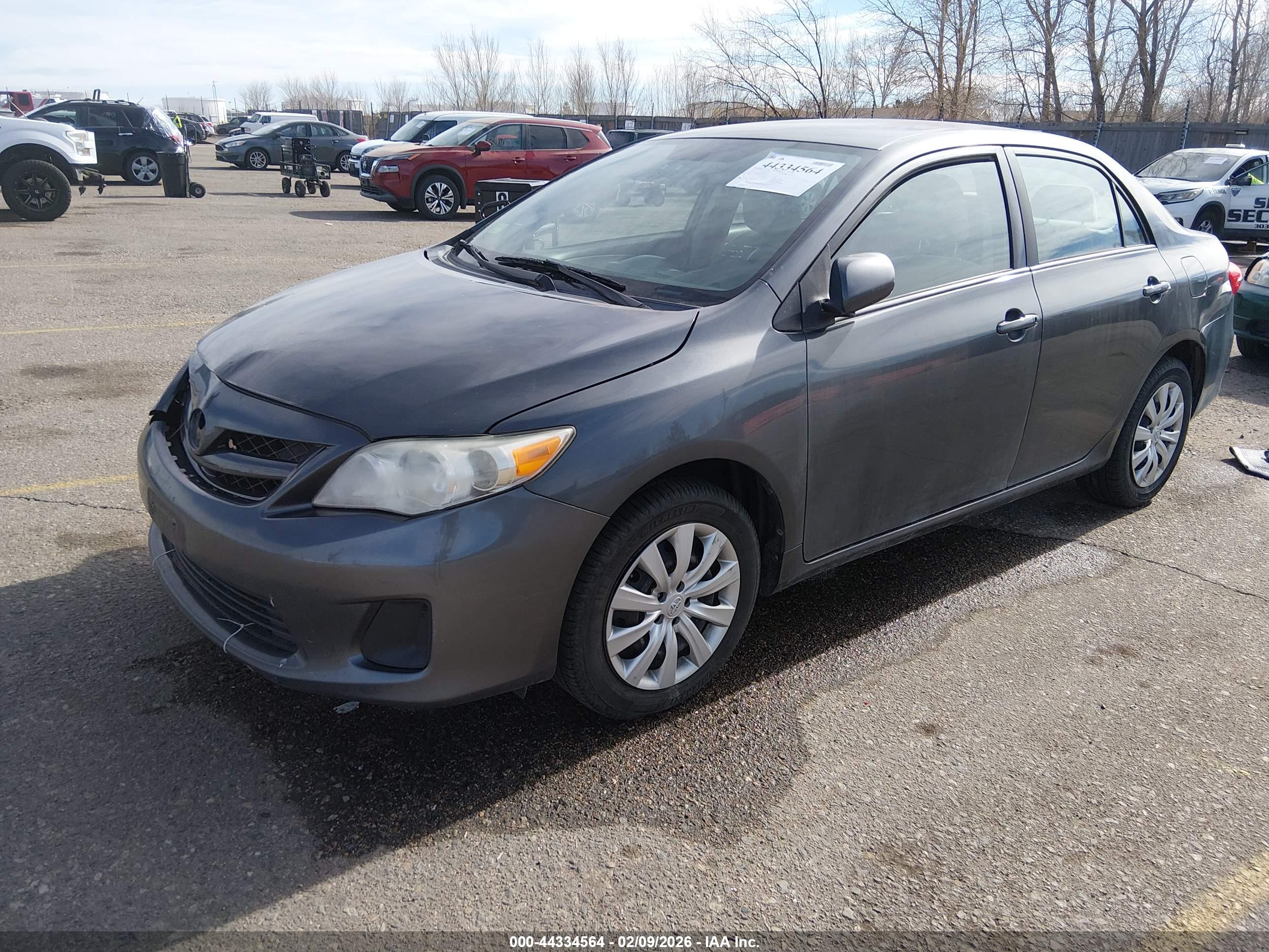TOYOTA COROLLA image 2