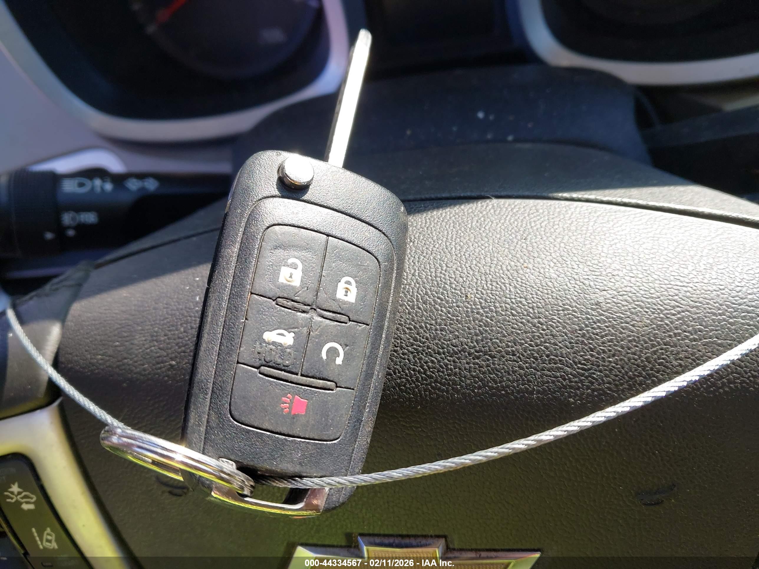 CHEVROLET EQUINOX image 11