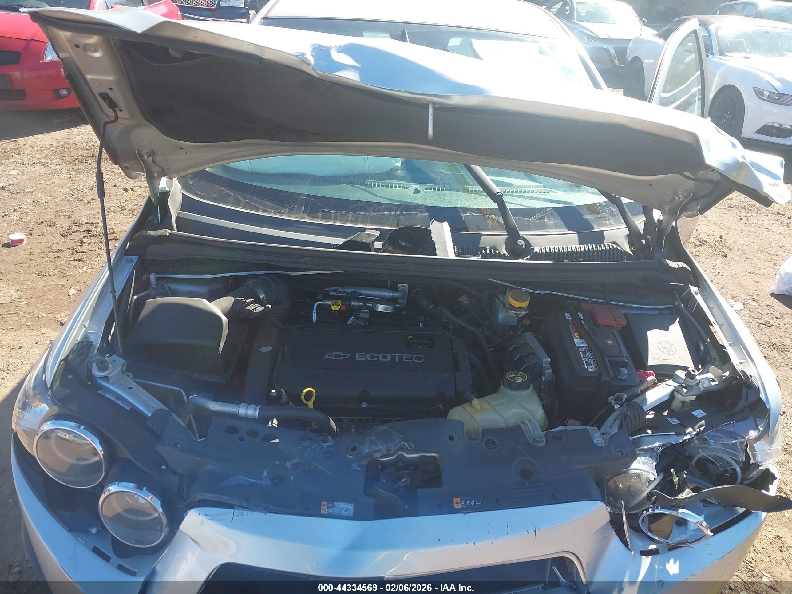 CHEVROLET SONIC image 10