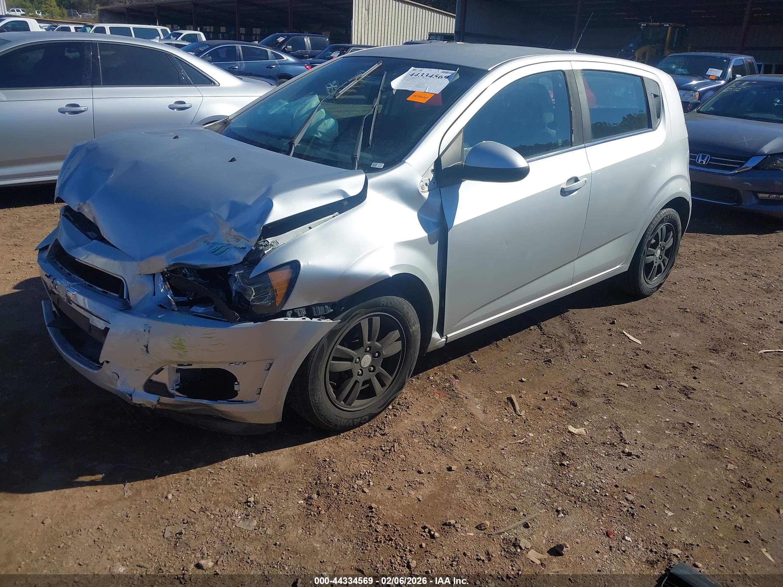 CHEVROLET SONIC image 2