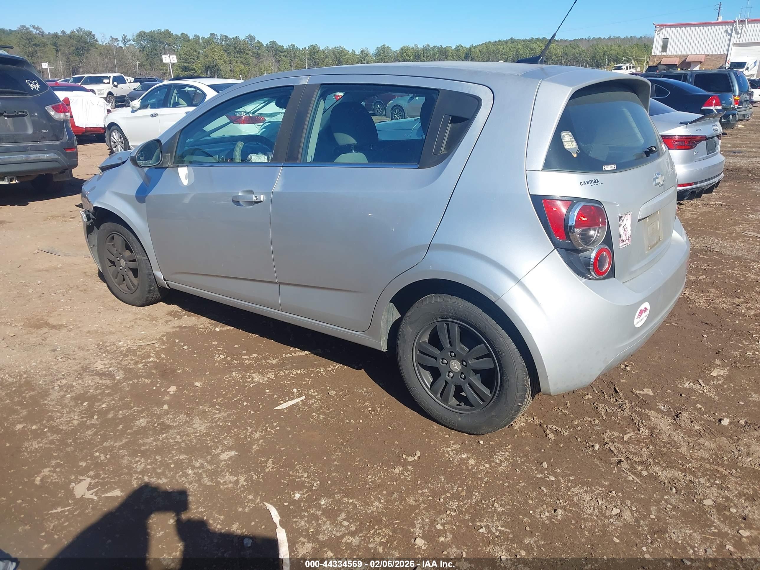 CHEVROLET SONIC image 3