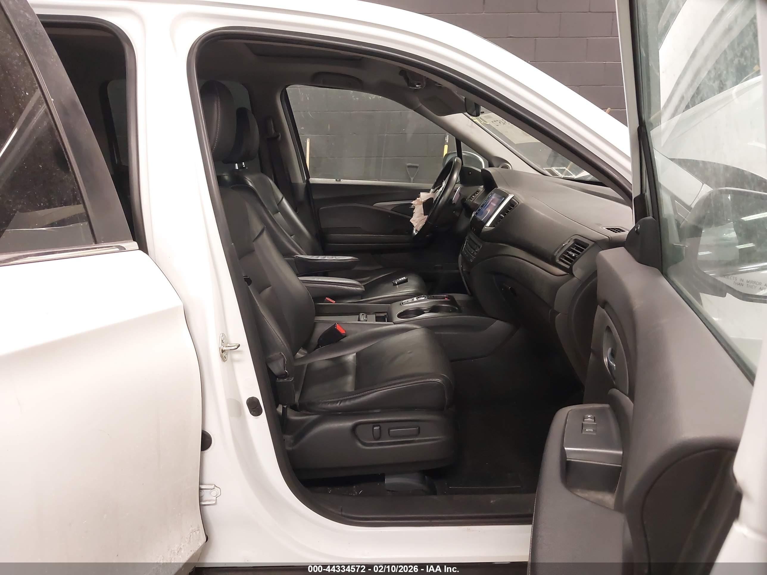 HONDA RIDGELINE image 5