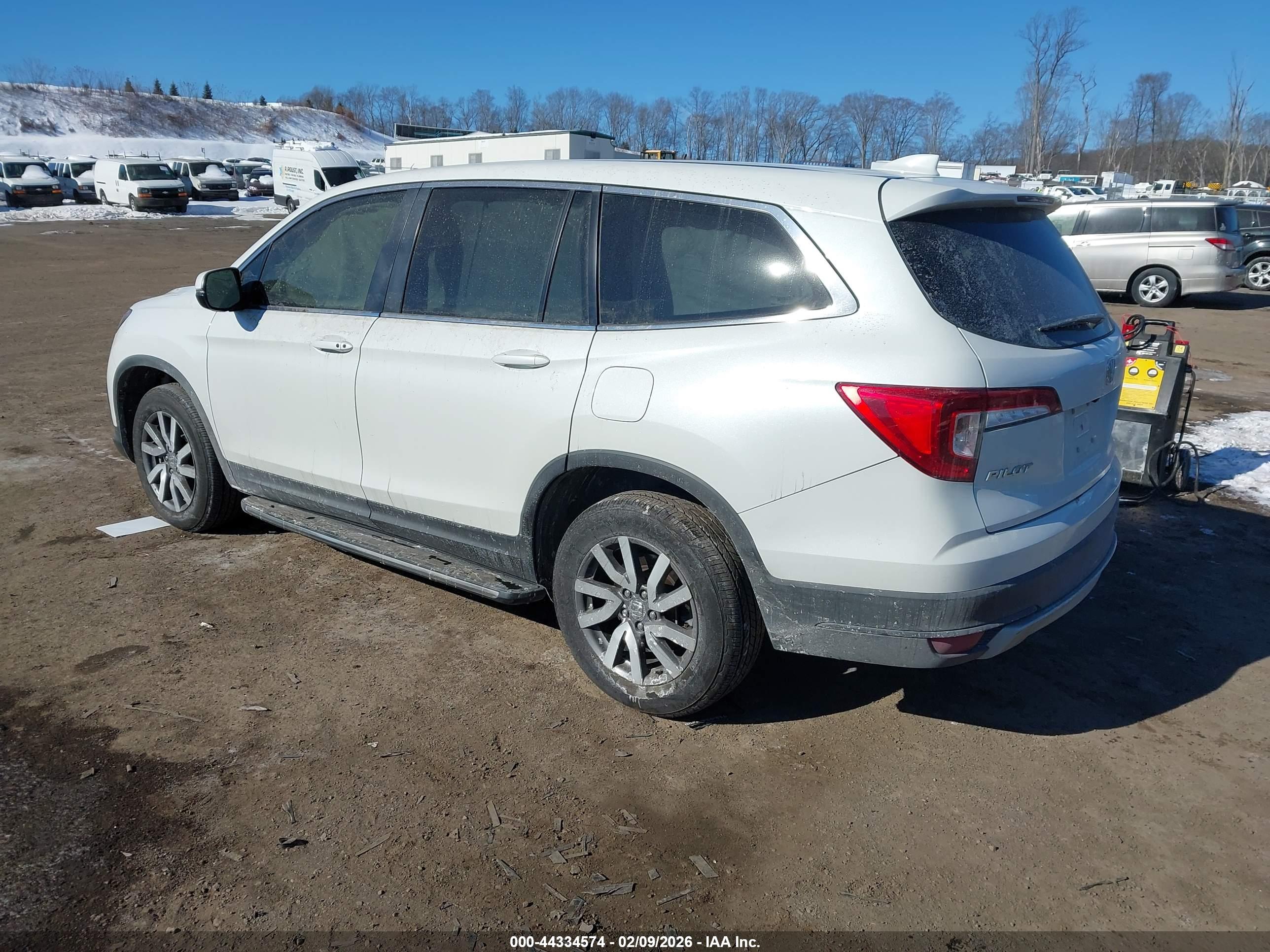 HONDA PILOT image 3