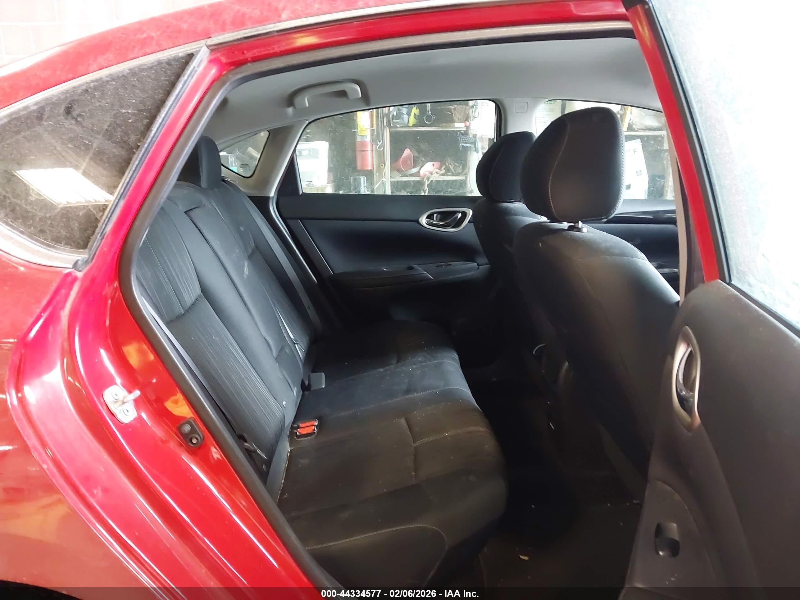 NISSAN SENTRA image 8