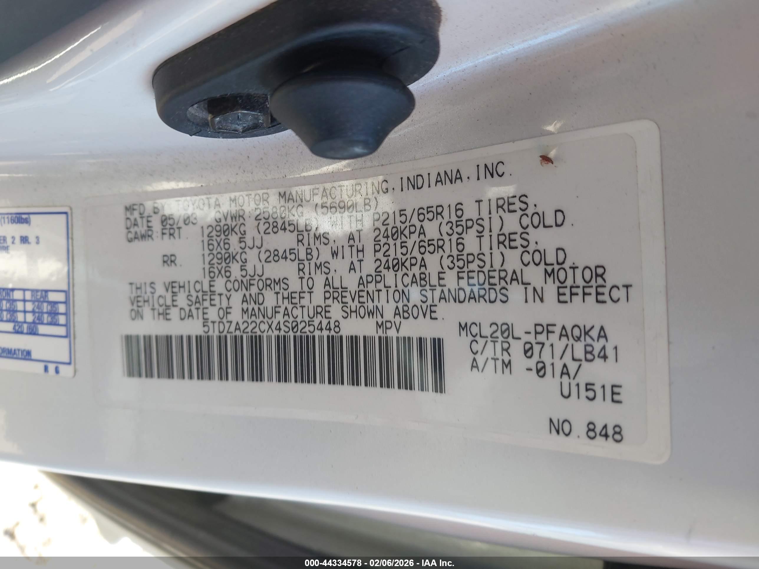TOYOTA SIENNA image 9