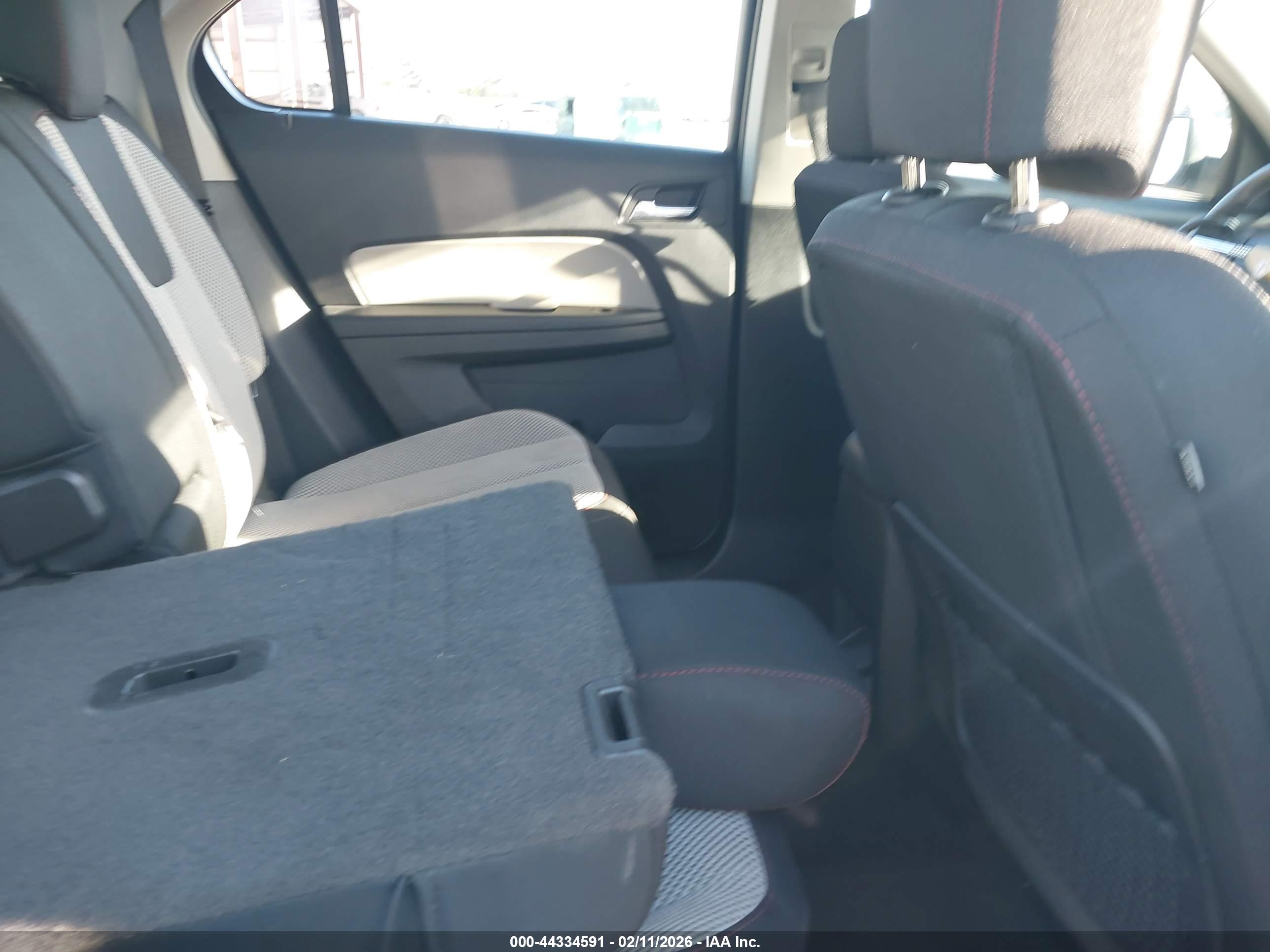 CHEVROLET EQUINOX image 8