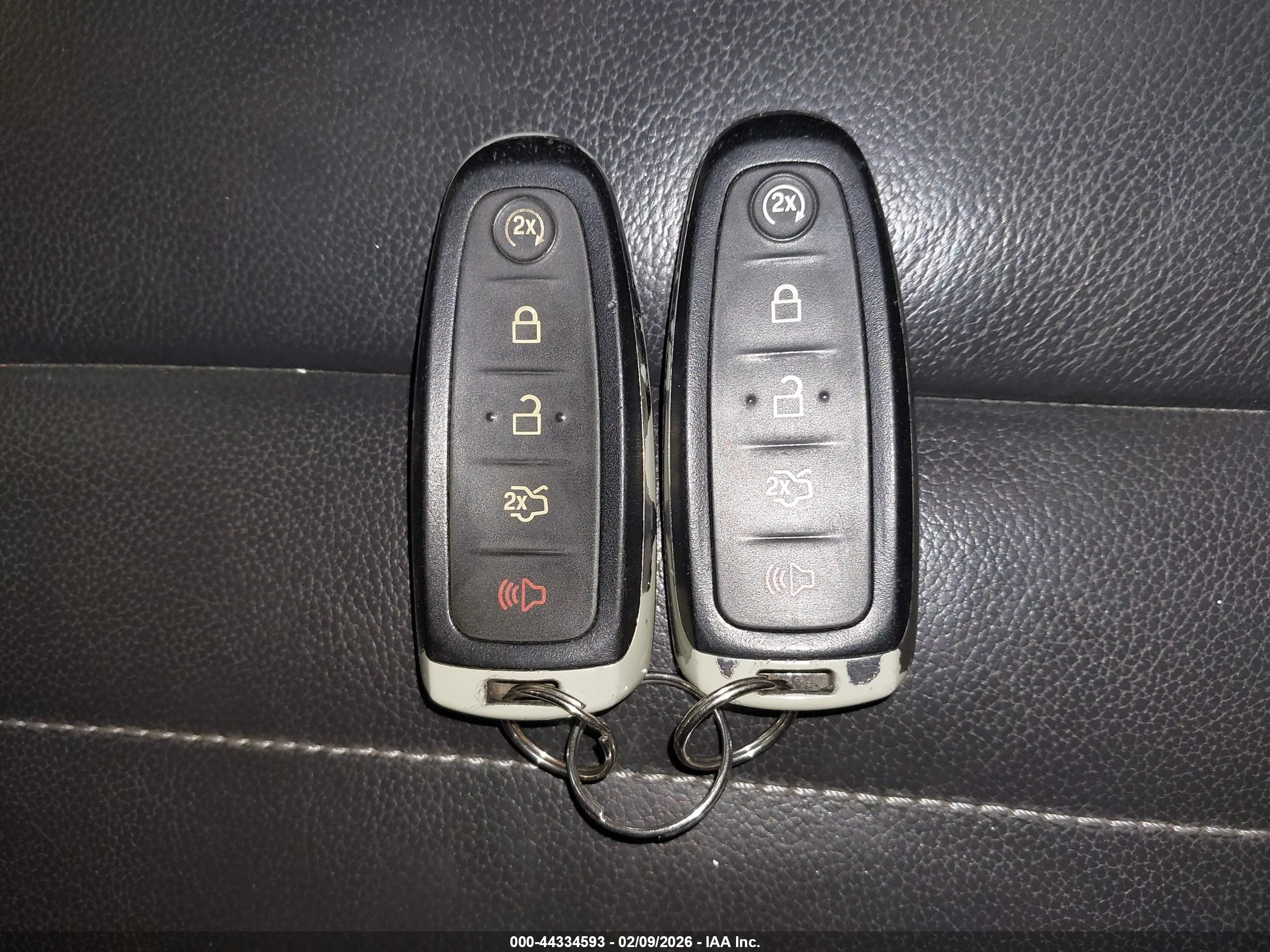 FORD ESCAPE image 11