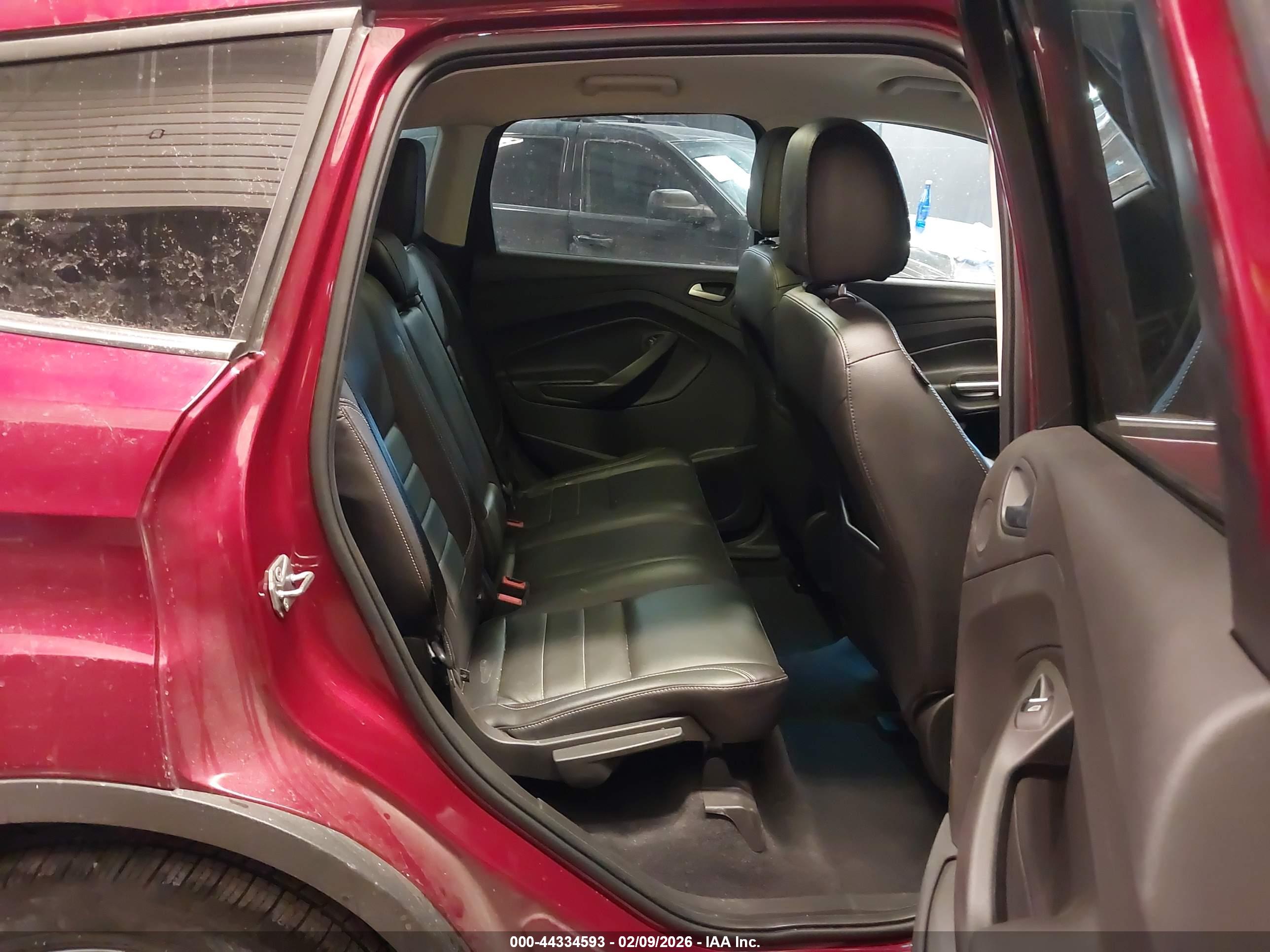 FORD ESCAPE image 8