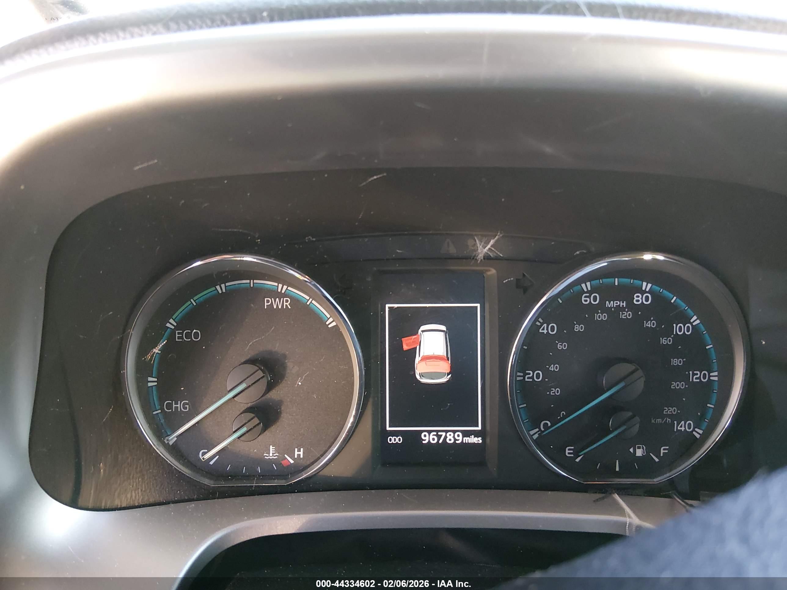 TOYOTA RAV4 image 7