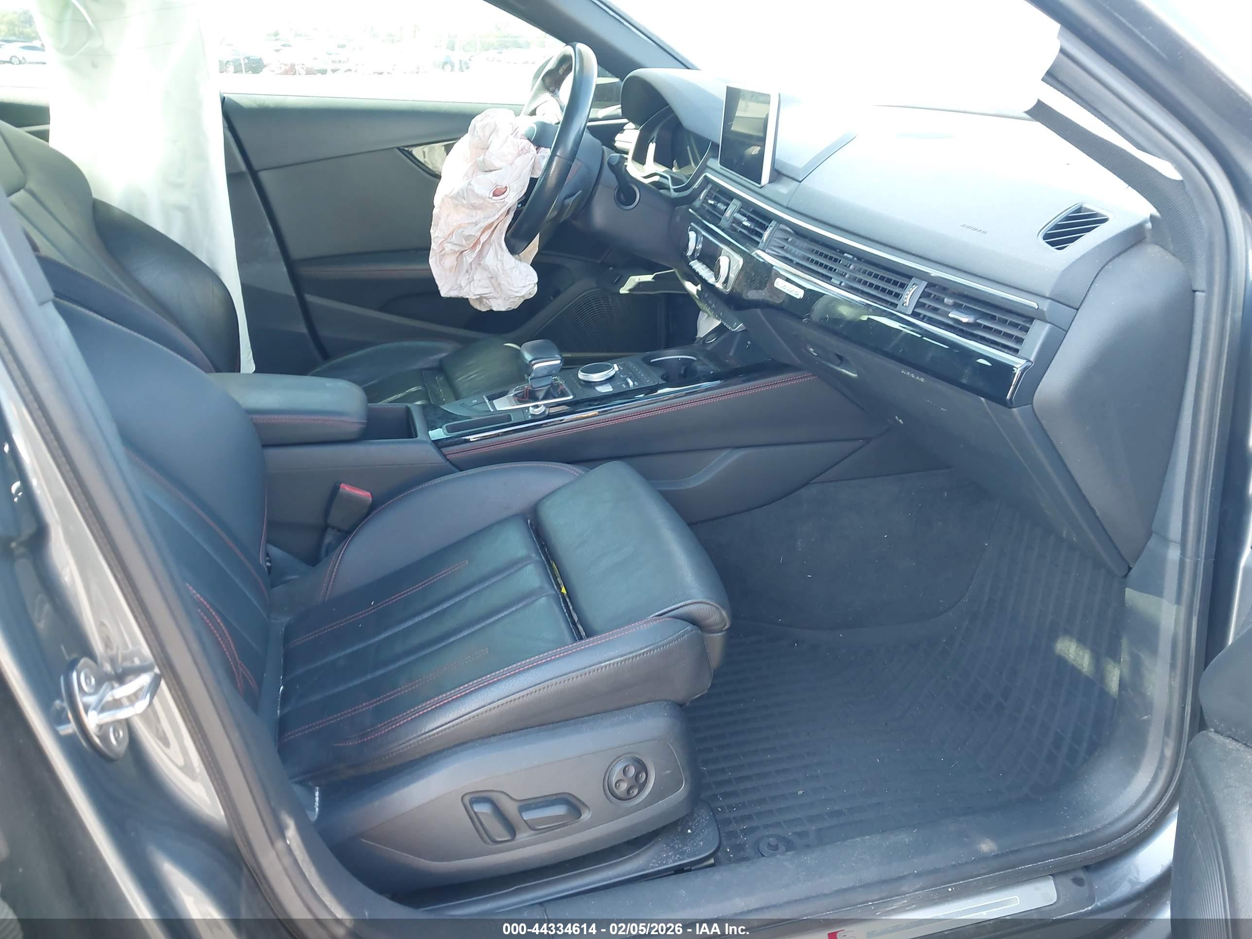 AUDI A4 image 5