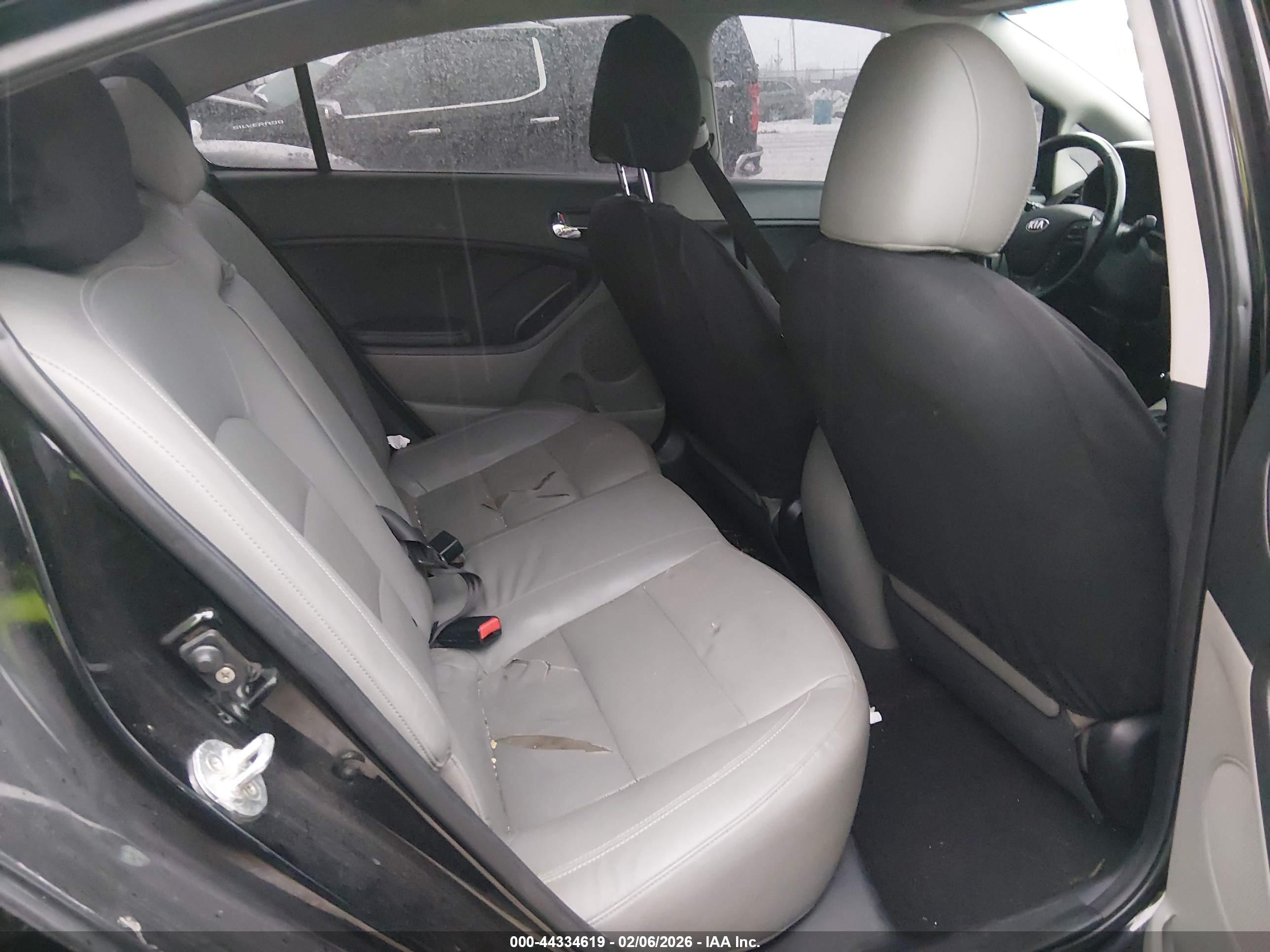 KIA FORTE image 8
