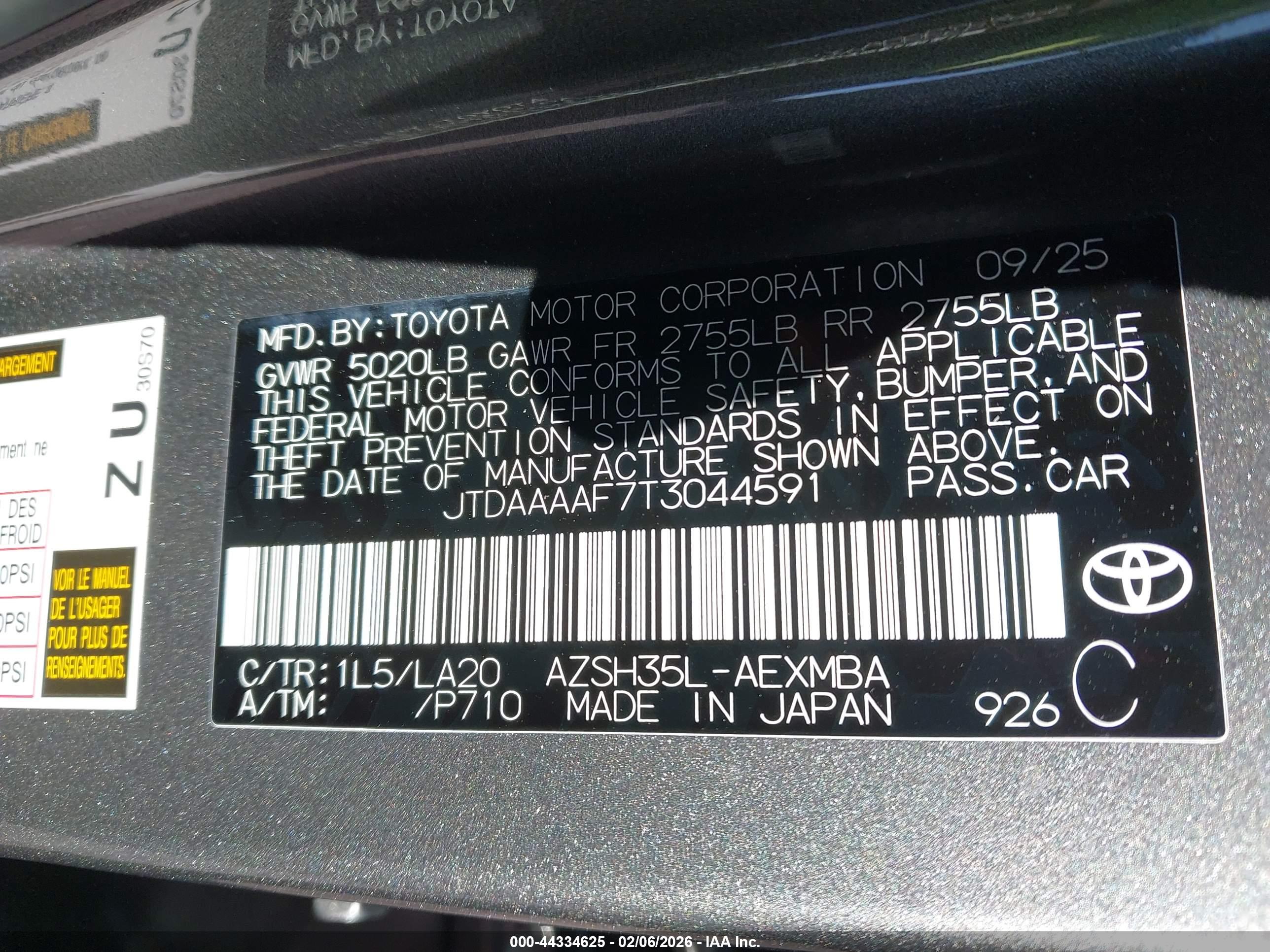 TOYOTA CROWN image 9