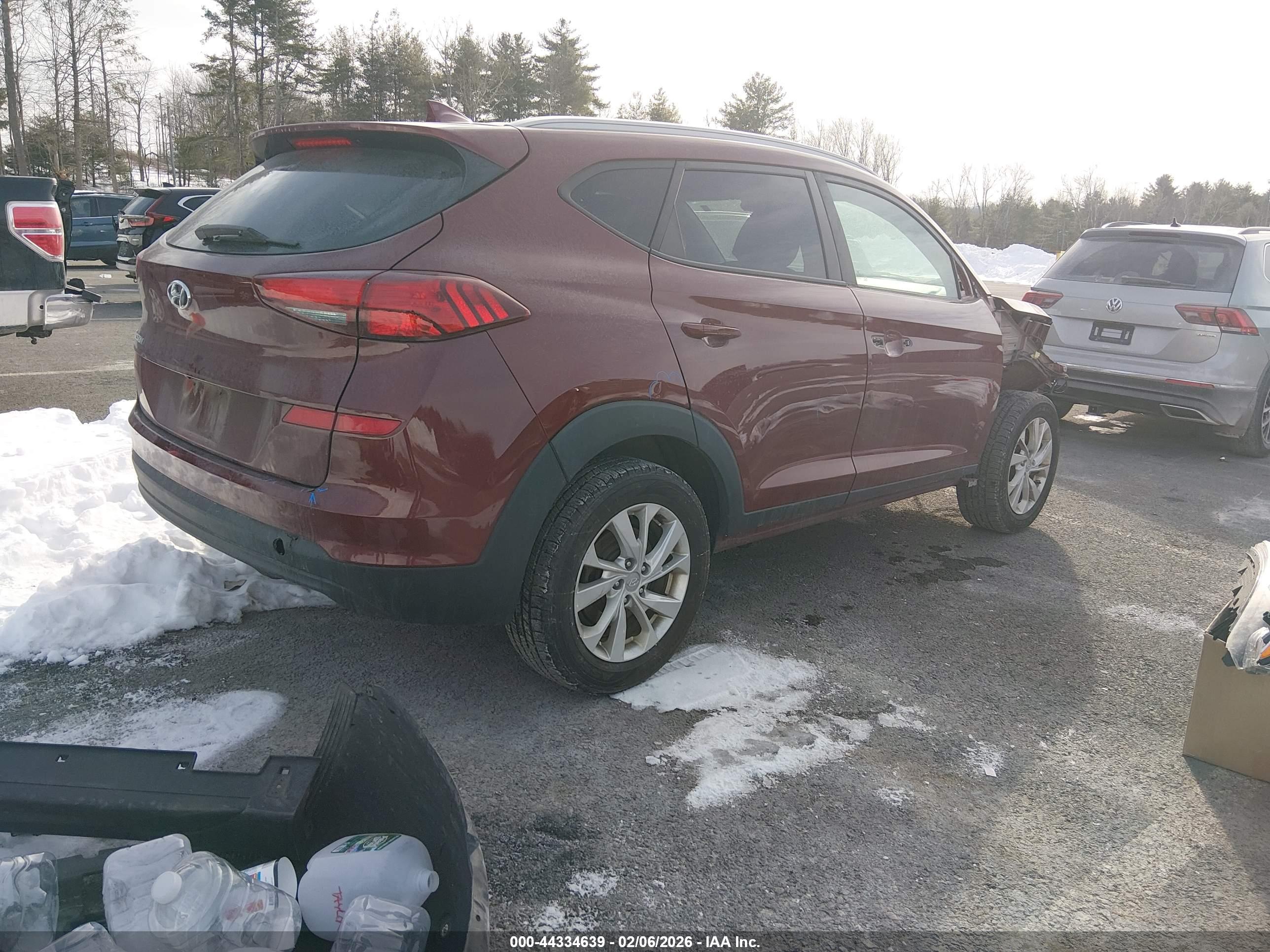 HYUNDAI TUCSON image 4