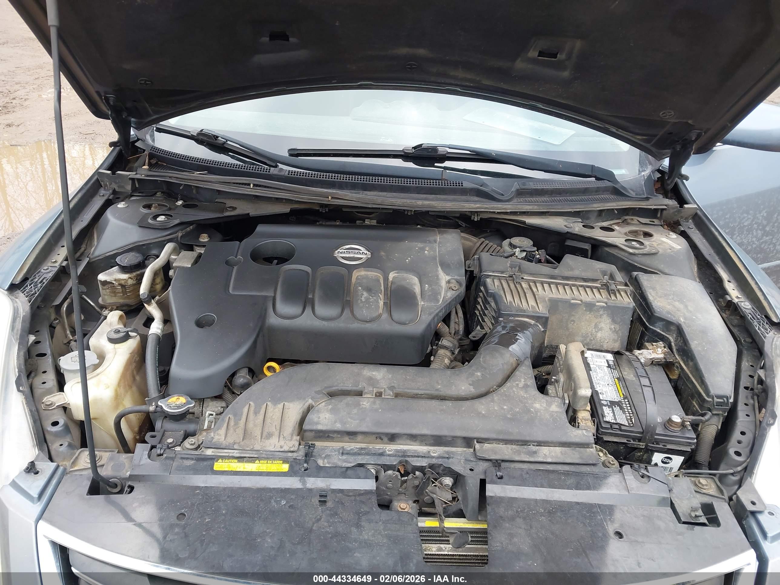 NISSAN ALTIMA image 10
