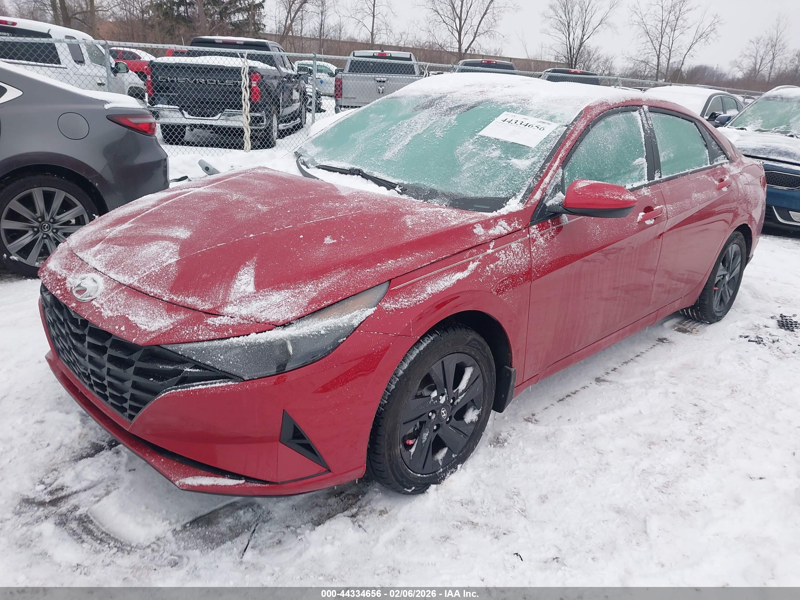 HYUNDAI ELANTRA image 2