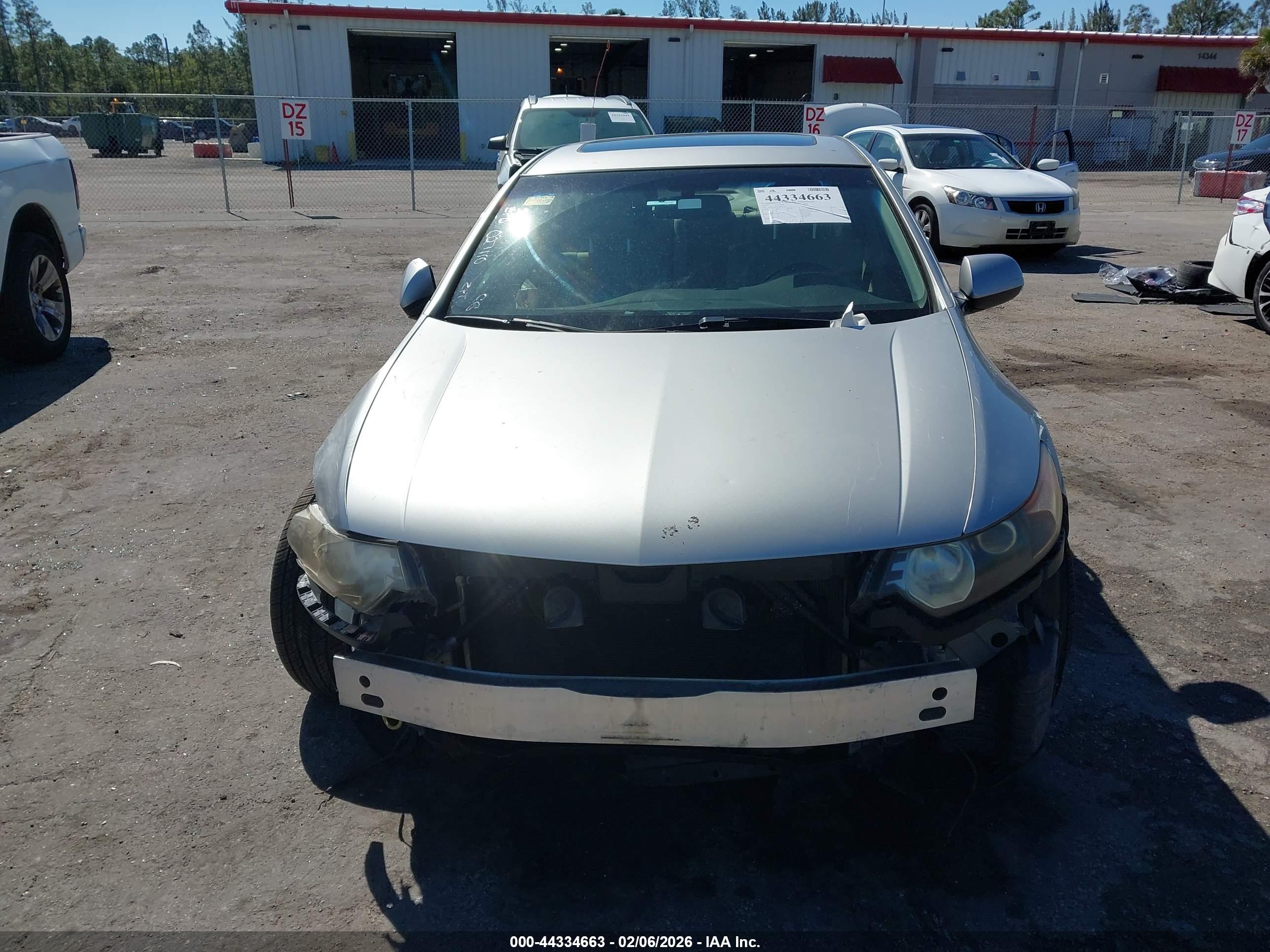 ACURA TSX image 6