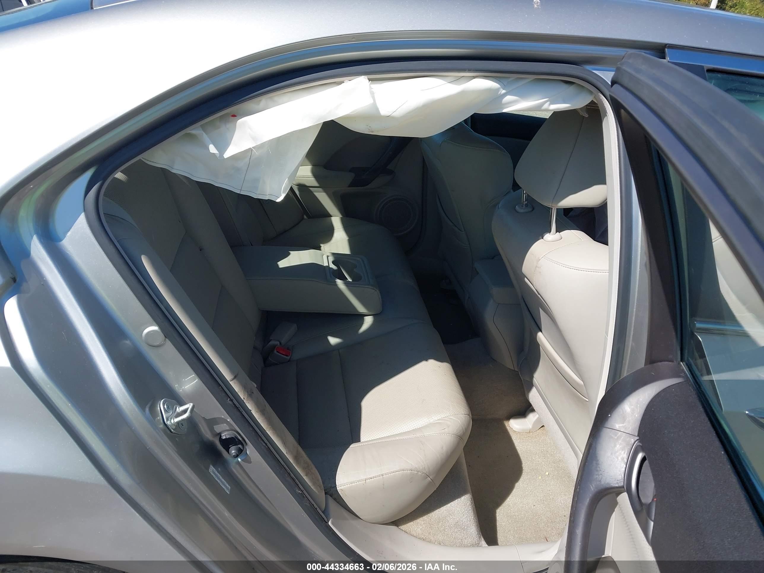 ACURA TSX image 8