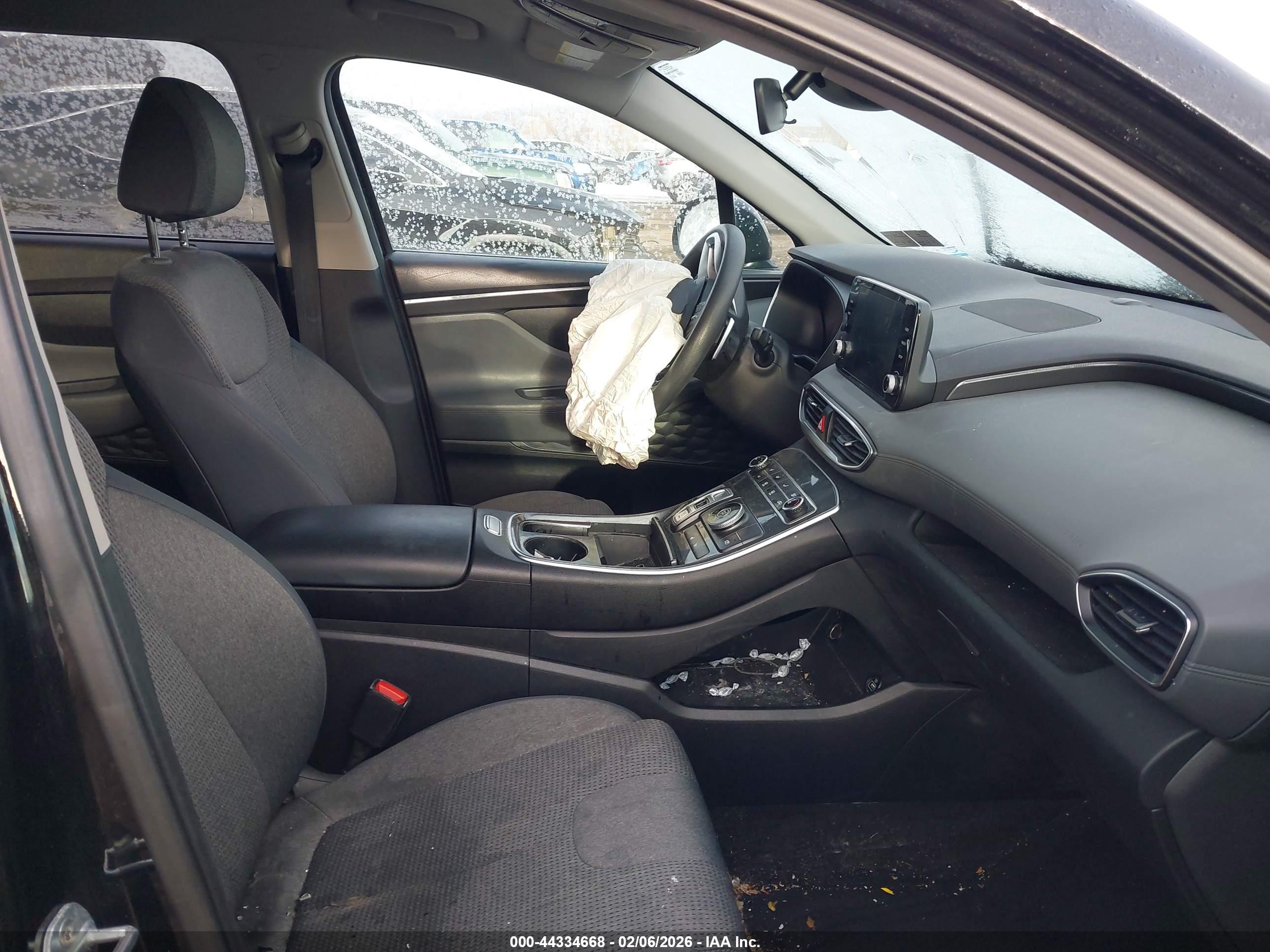 HYUNDAI SANTA image 5