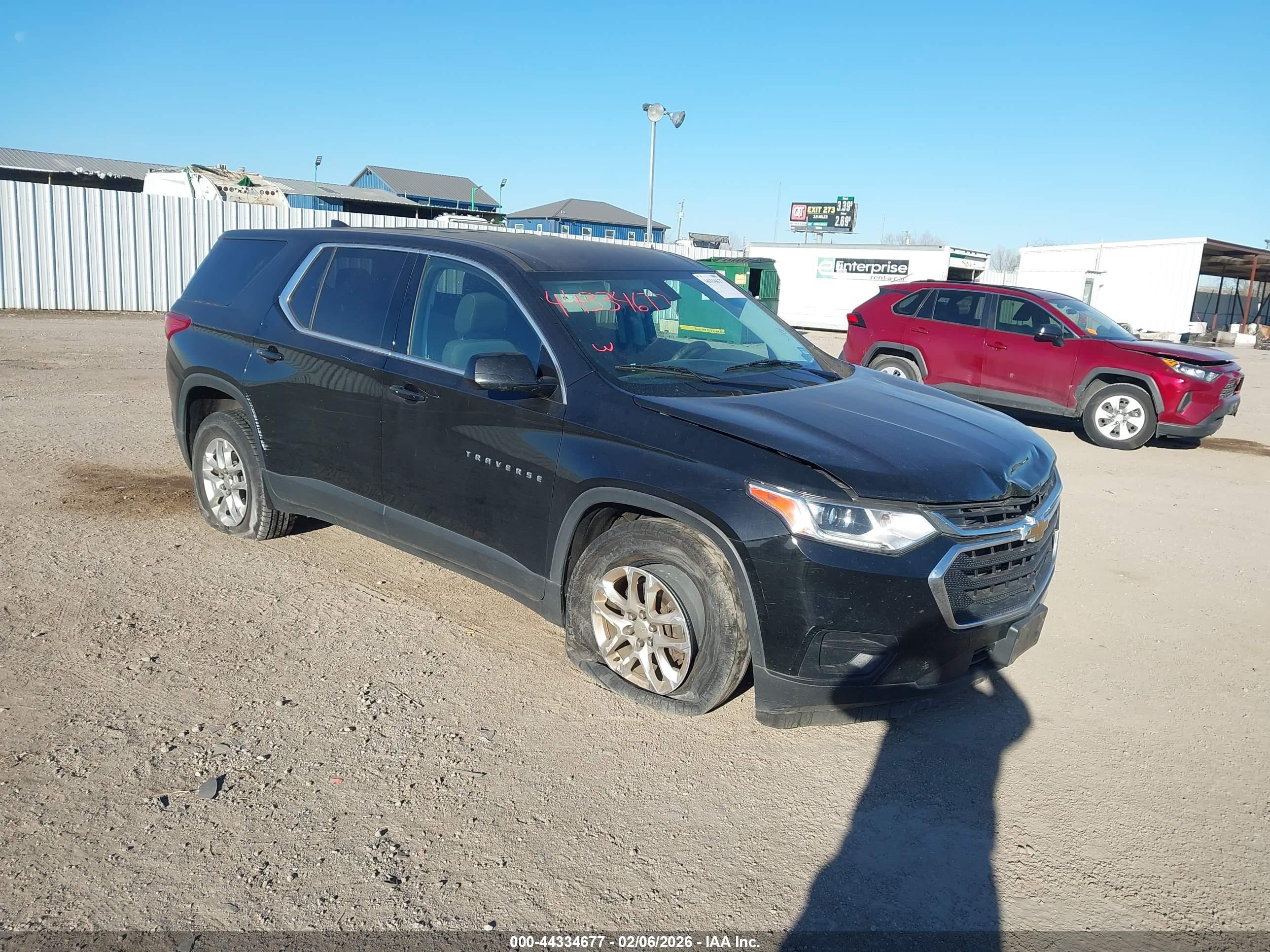 CHEVROLET TRAVERSE image 6