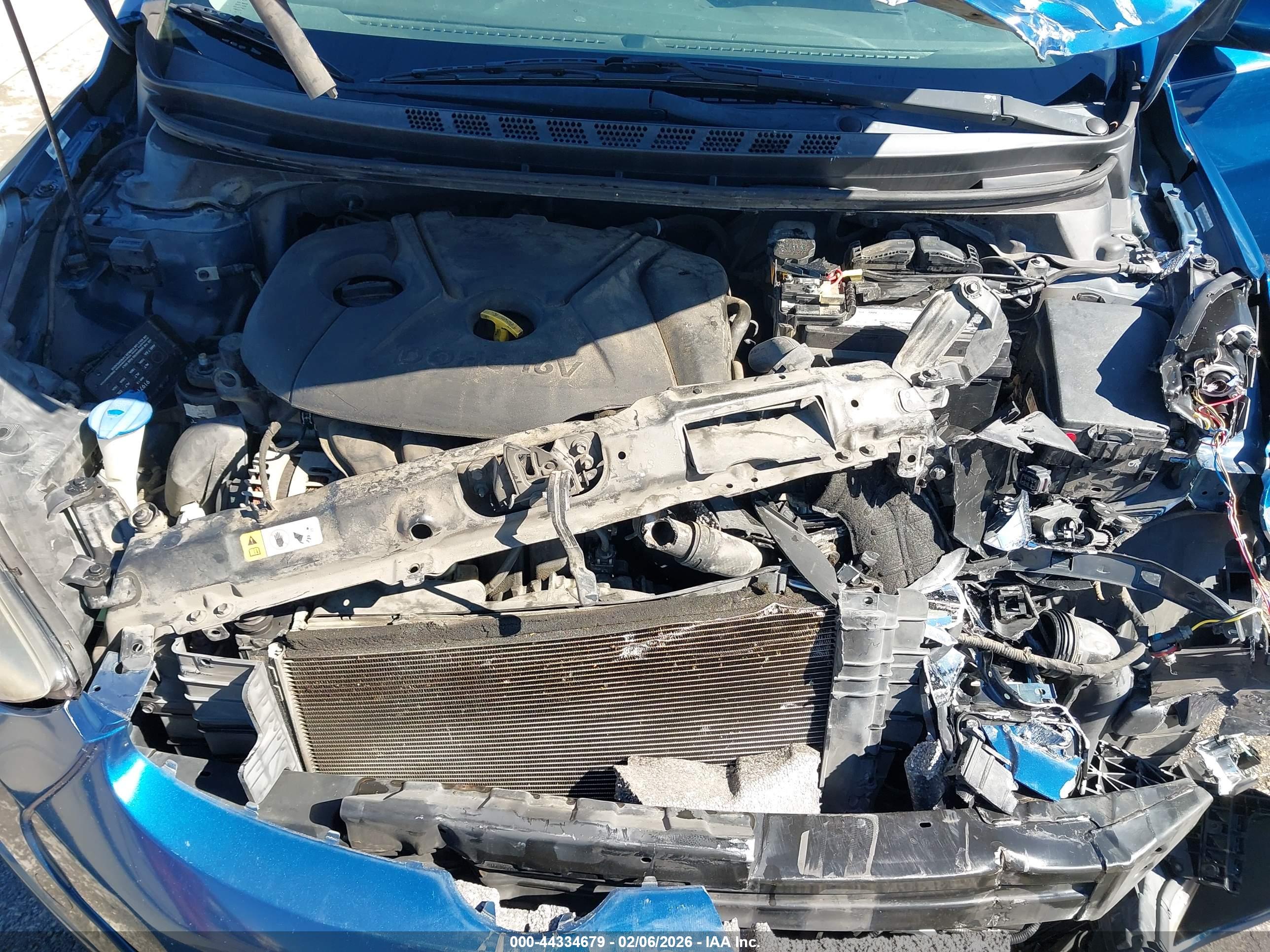 HYUNDAI ELANTRA image 10