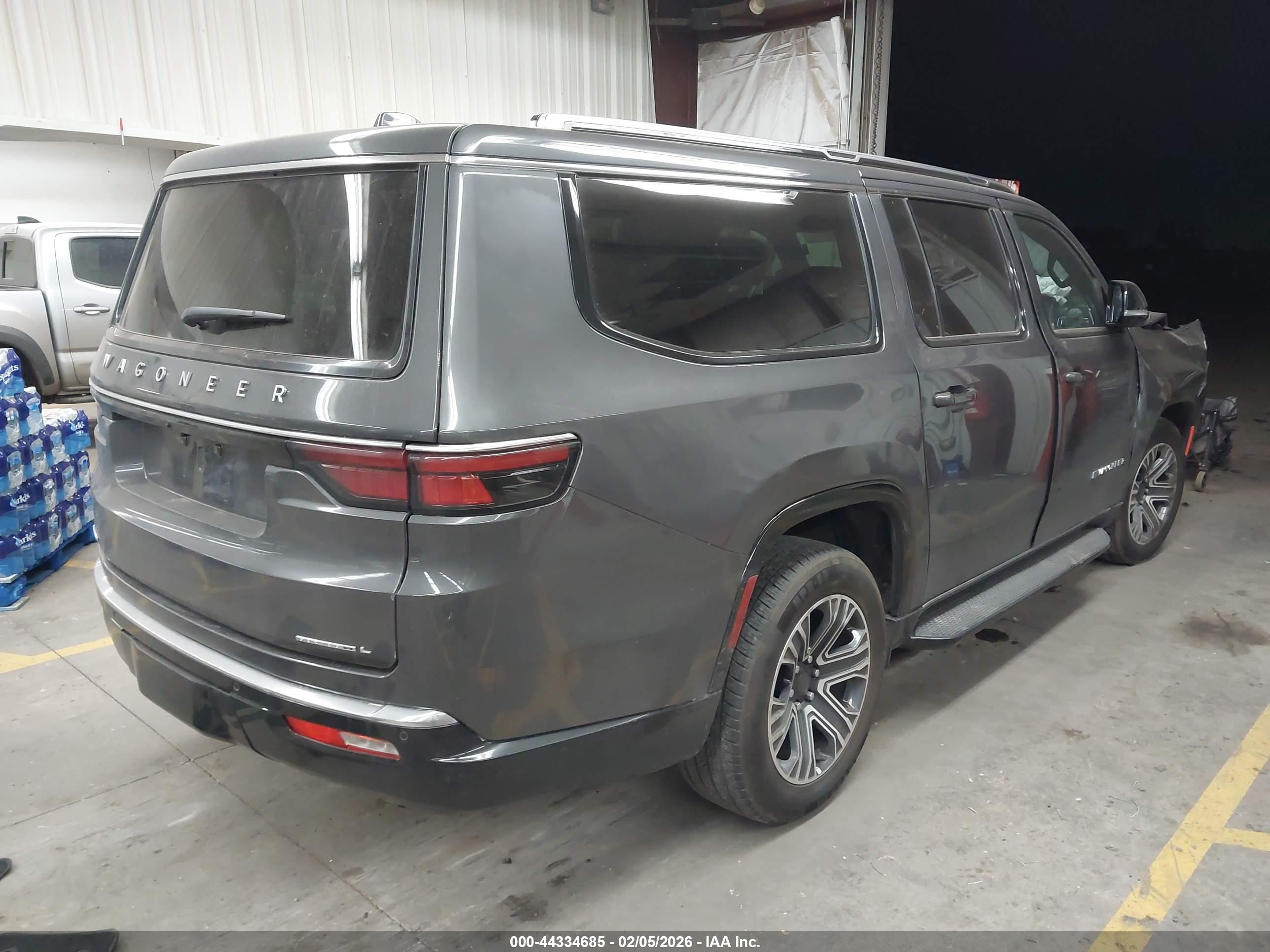JEEP WAGONEER image 4