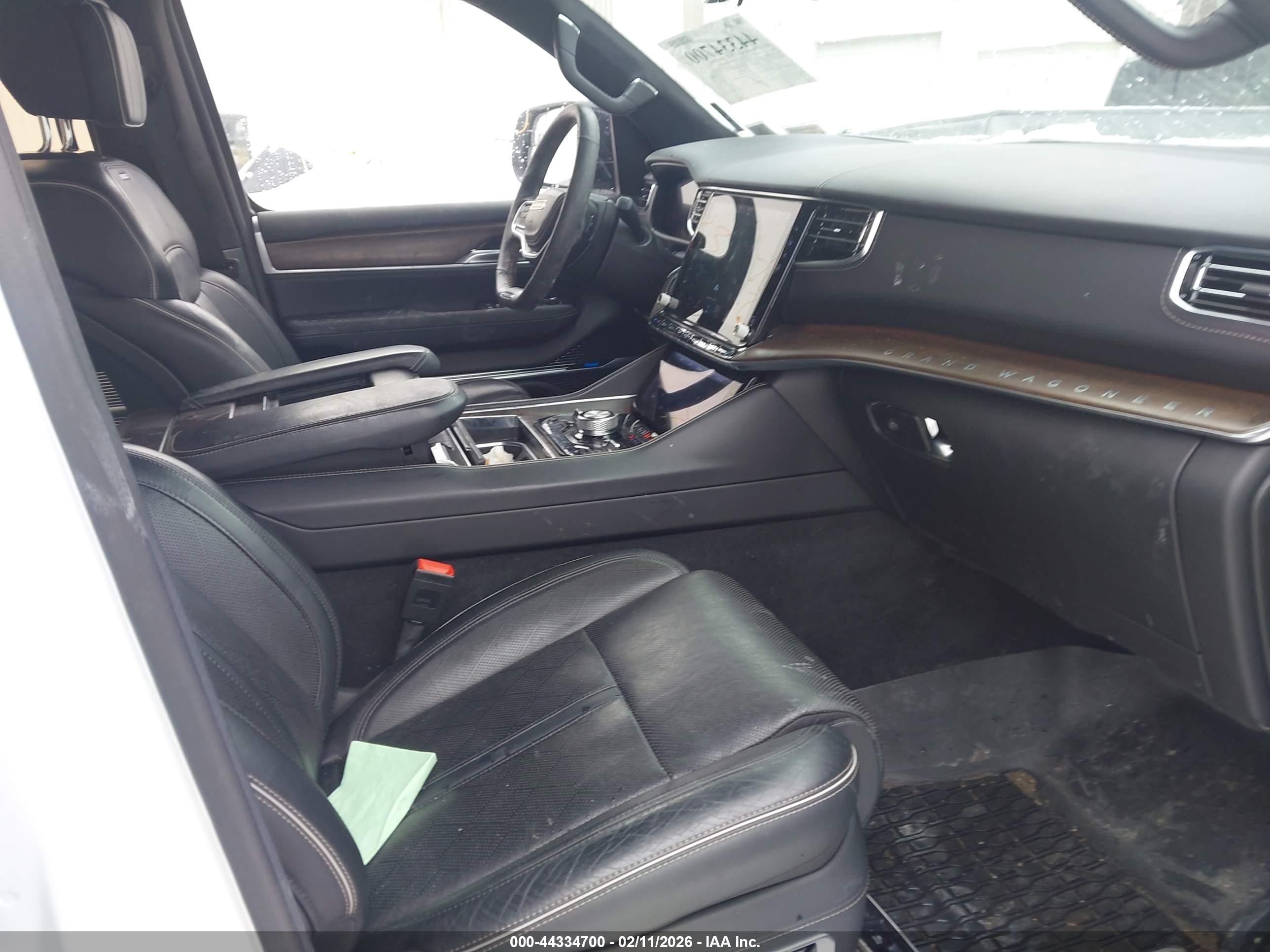 JEEP GRAND image 5