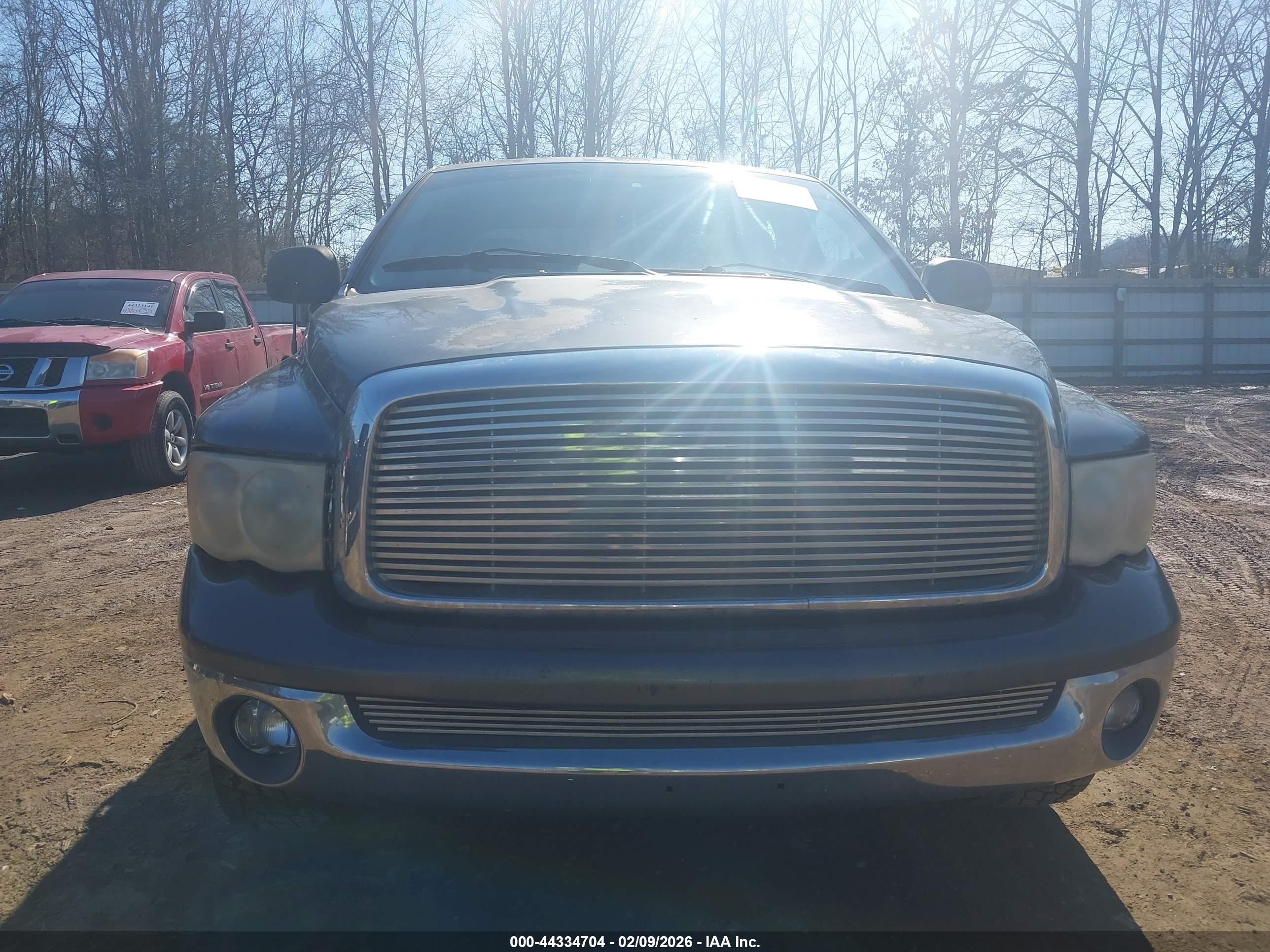 DODGE RAM image 6