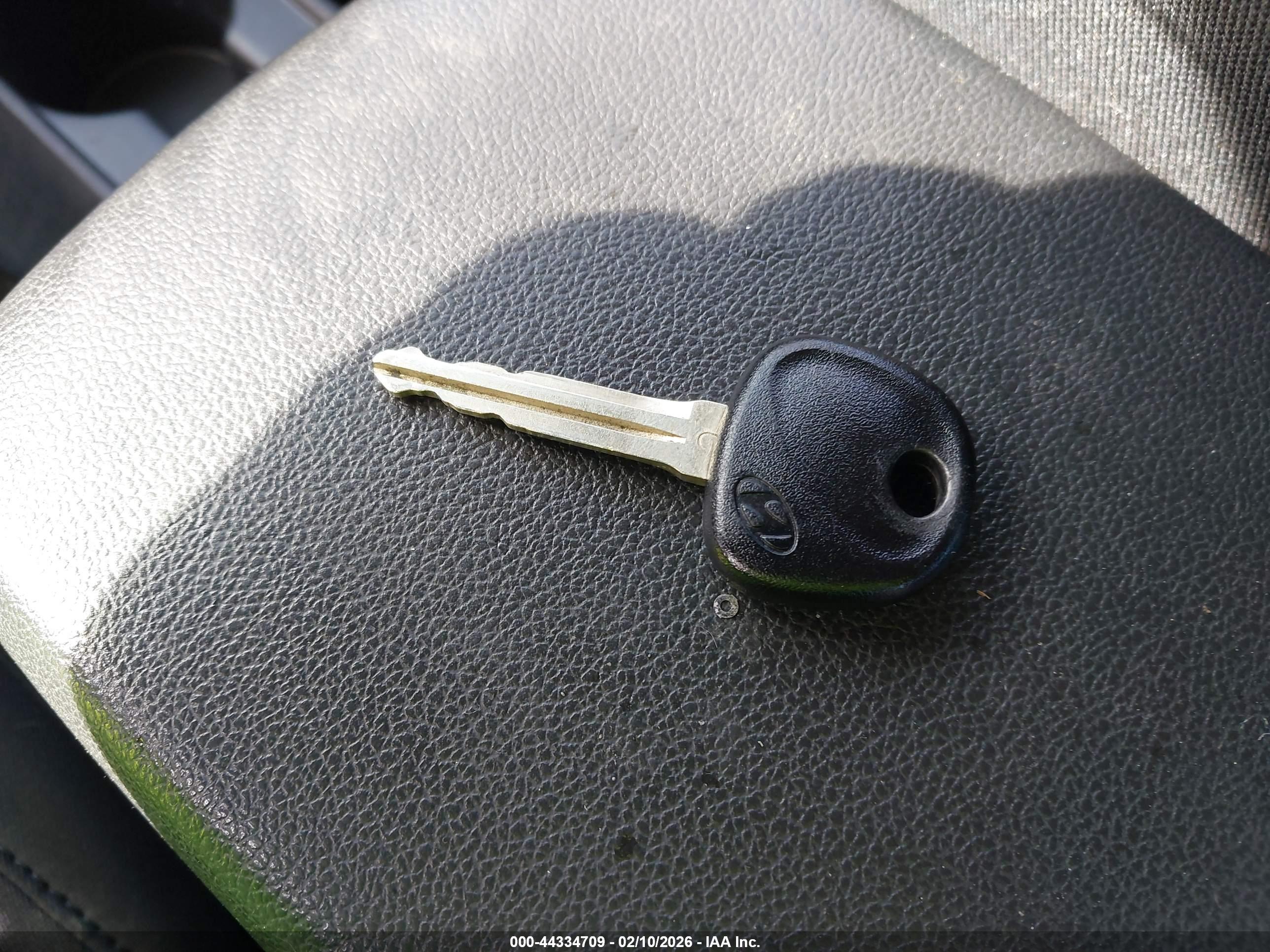 HYUNDAI ELANTRA image 11