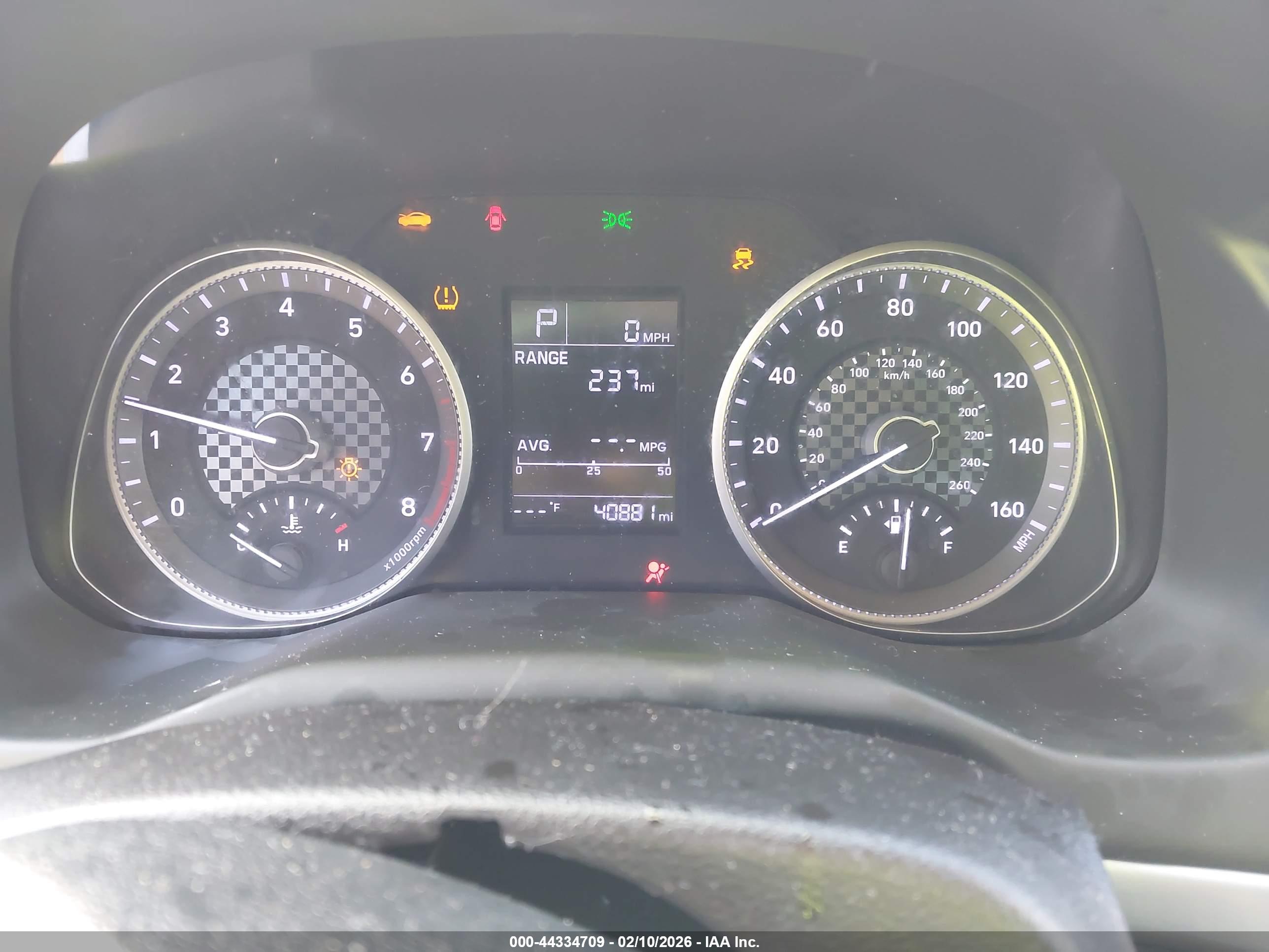 HYUNDAI ELANTRA image 7