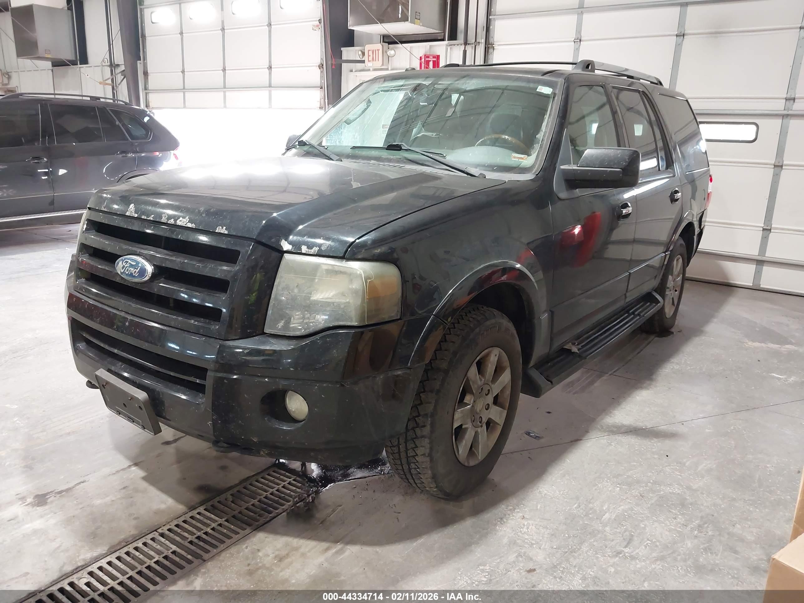 FORD EXPEDITION image 2