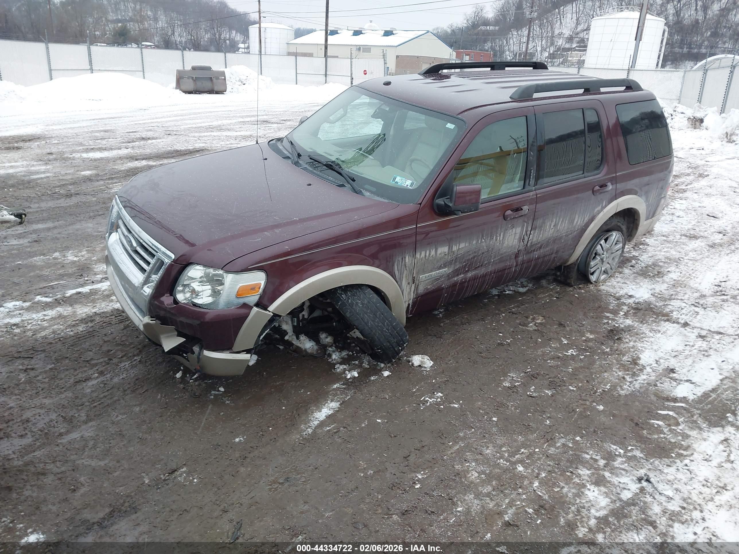 FORD EXPLORER image 2
