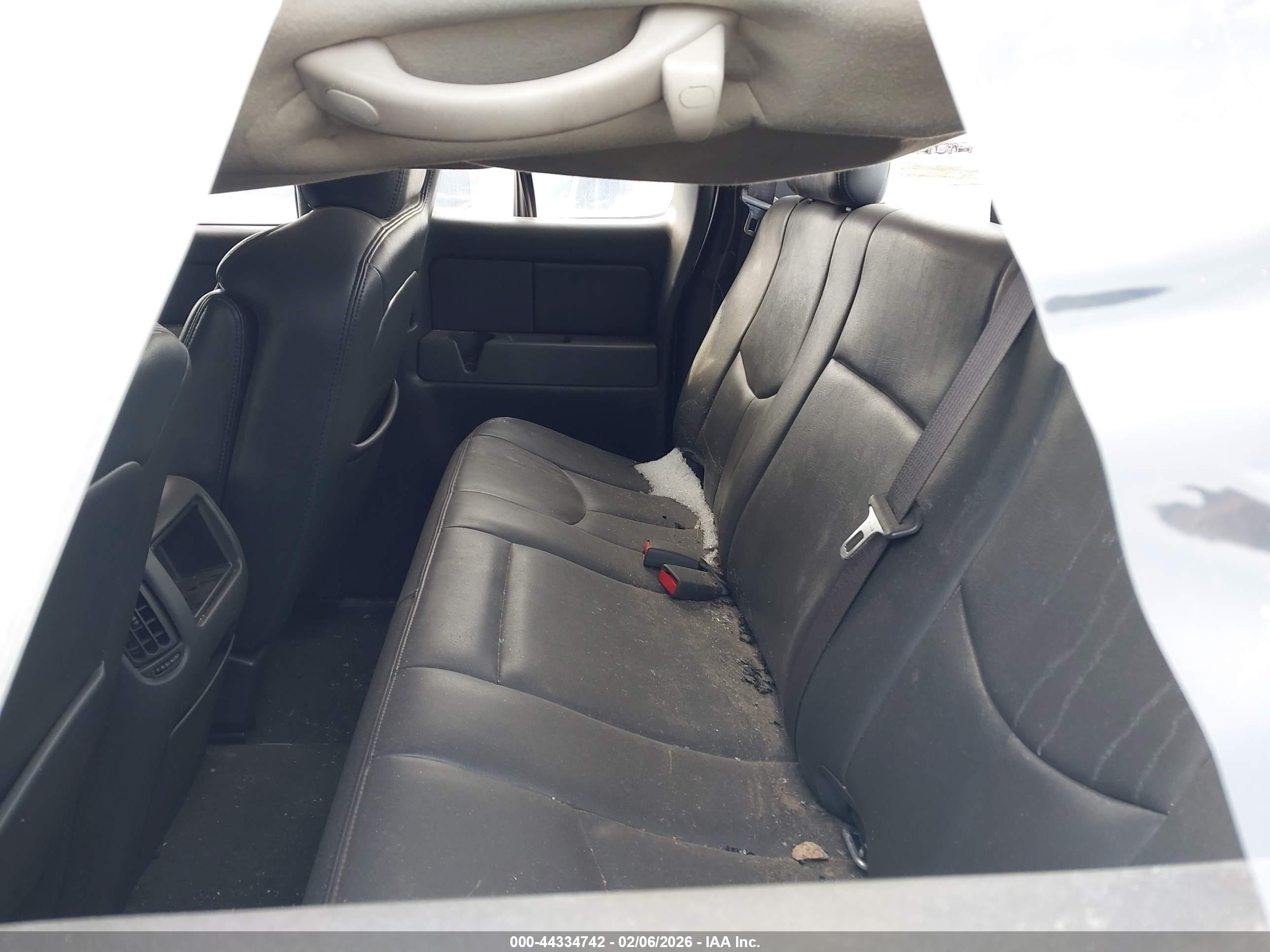 GMC SIERRA image 8